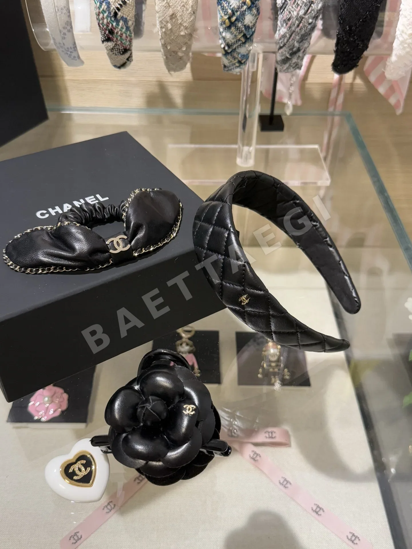 샤넬 램스킨 더블 C 체인 토끼 귀 헤어악세 상세 이미지 8