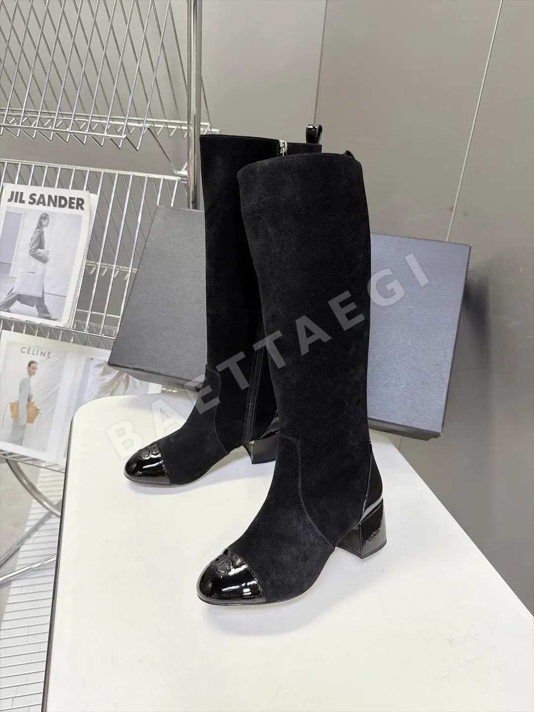 샤넬 부츠 램스킨 진주 더블 C 로고 힐 상세 이미지 4