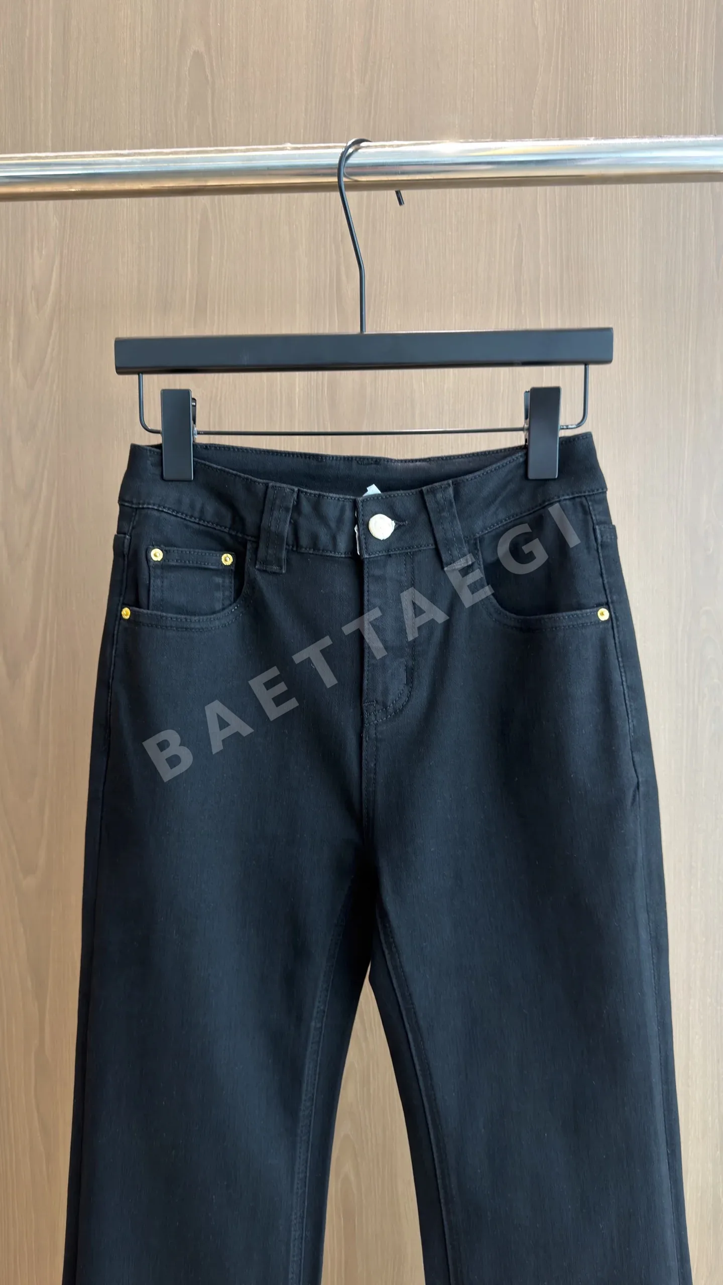 생로랑 메탈 버클 스트레이트 레그 여성 바지 상세 이미지 3