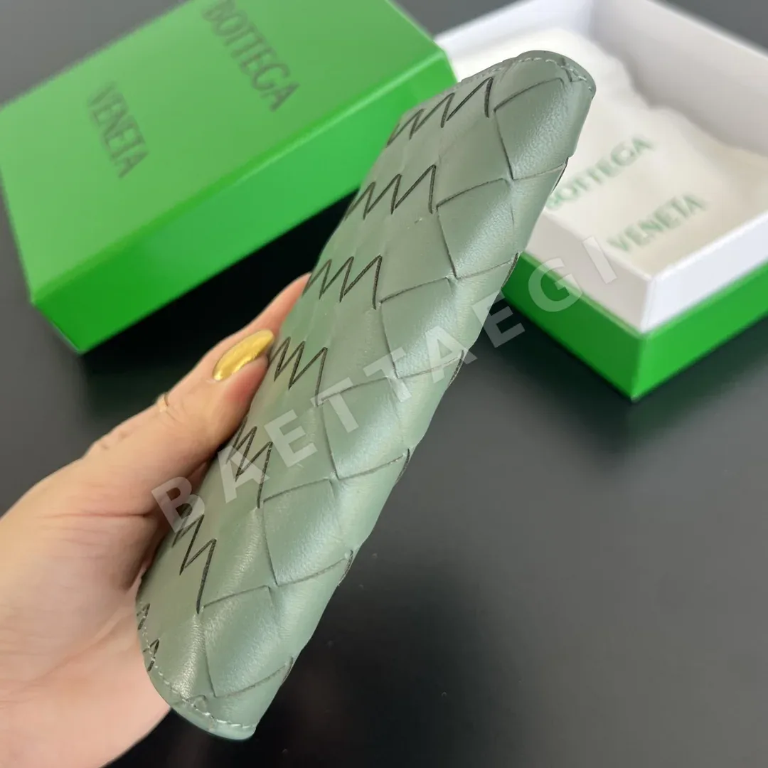 보테가베네타 램스킨 카드지갑 상세 이미지 4