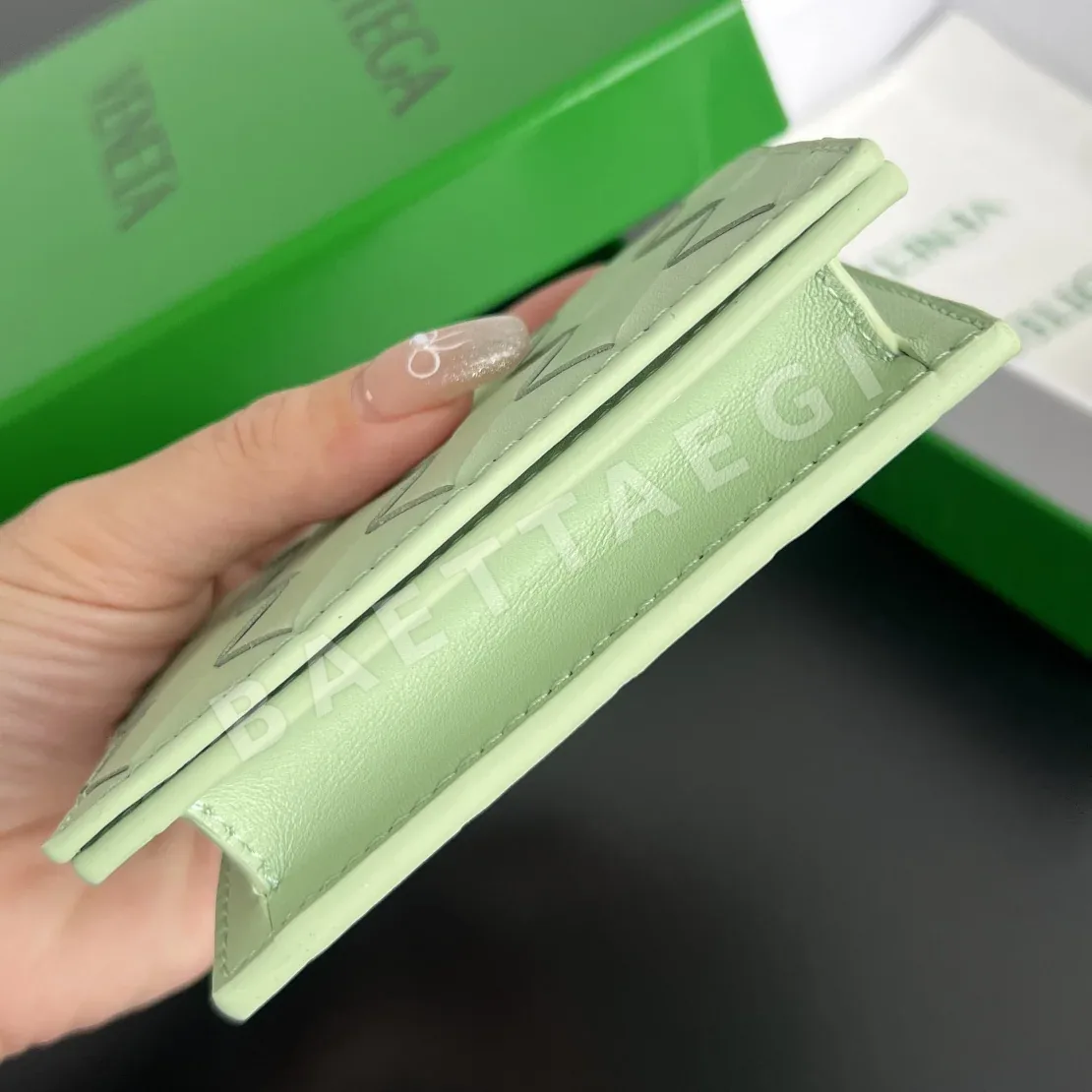 보테가베네타 램스킨 명함지갑 상세 이미지 3