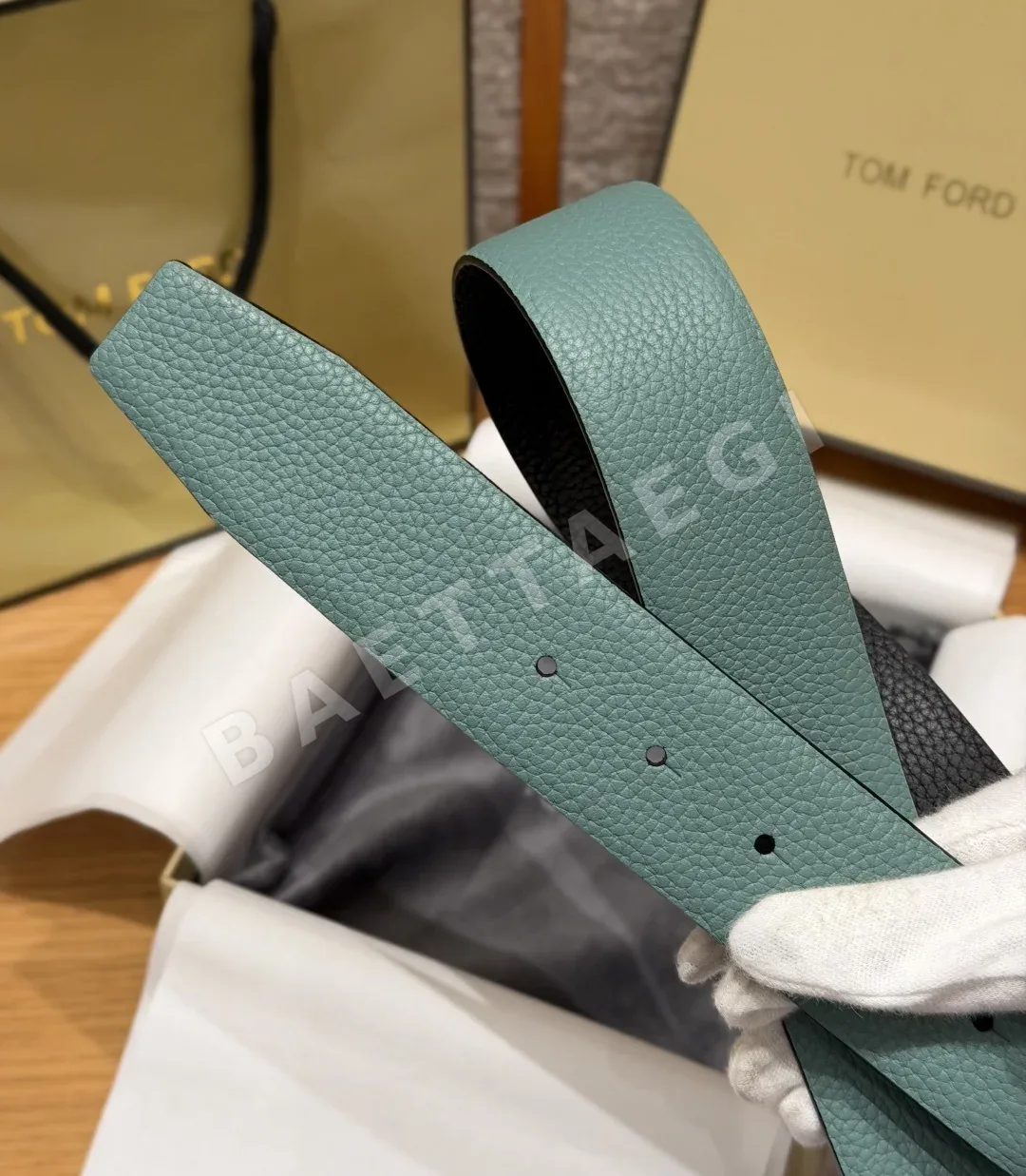 톰포드 그레인 송아지가죽 TF T 버클 벨트 38mm 상세 이미지 5