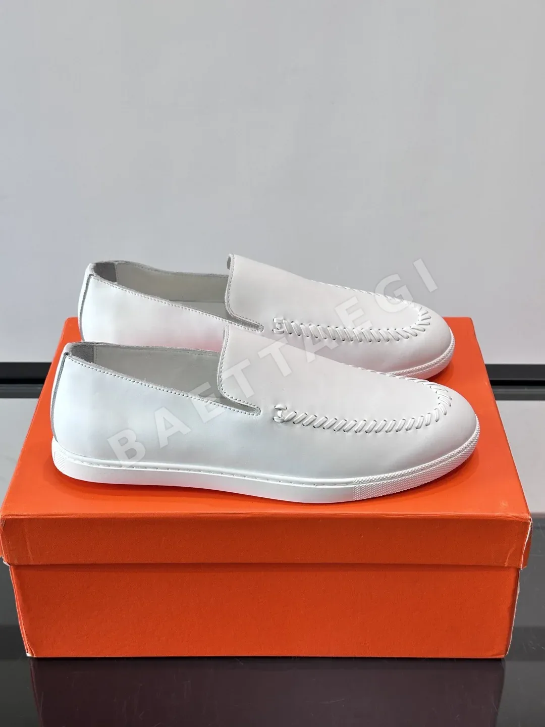 에르메스 줄리안 로퍼 149123
