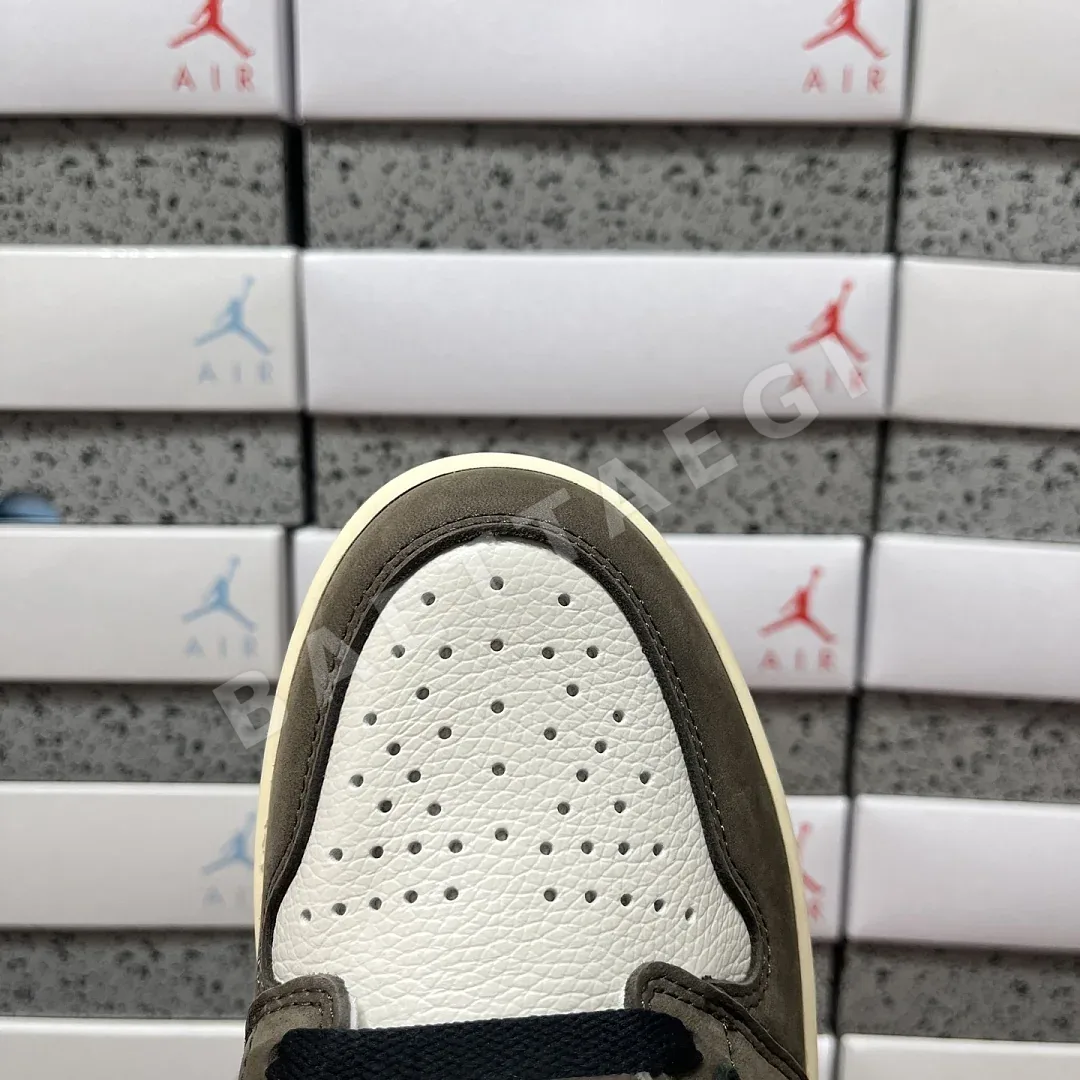 나이키 [PK] 브라운 CD4487-100 201954 Nike Travis Scott Mocha 상세 이미지 6