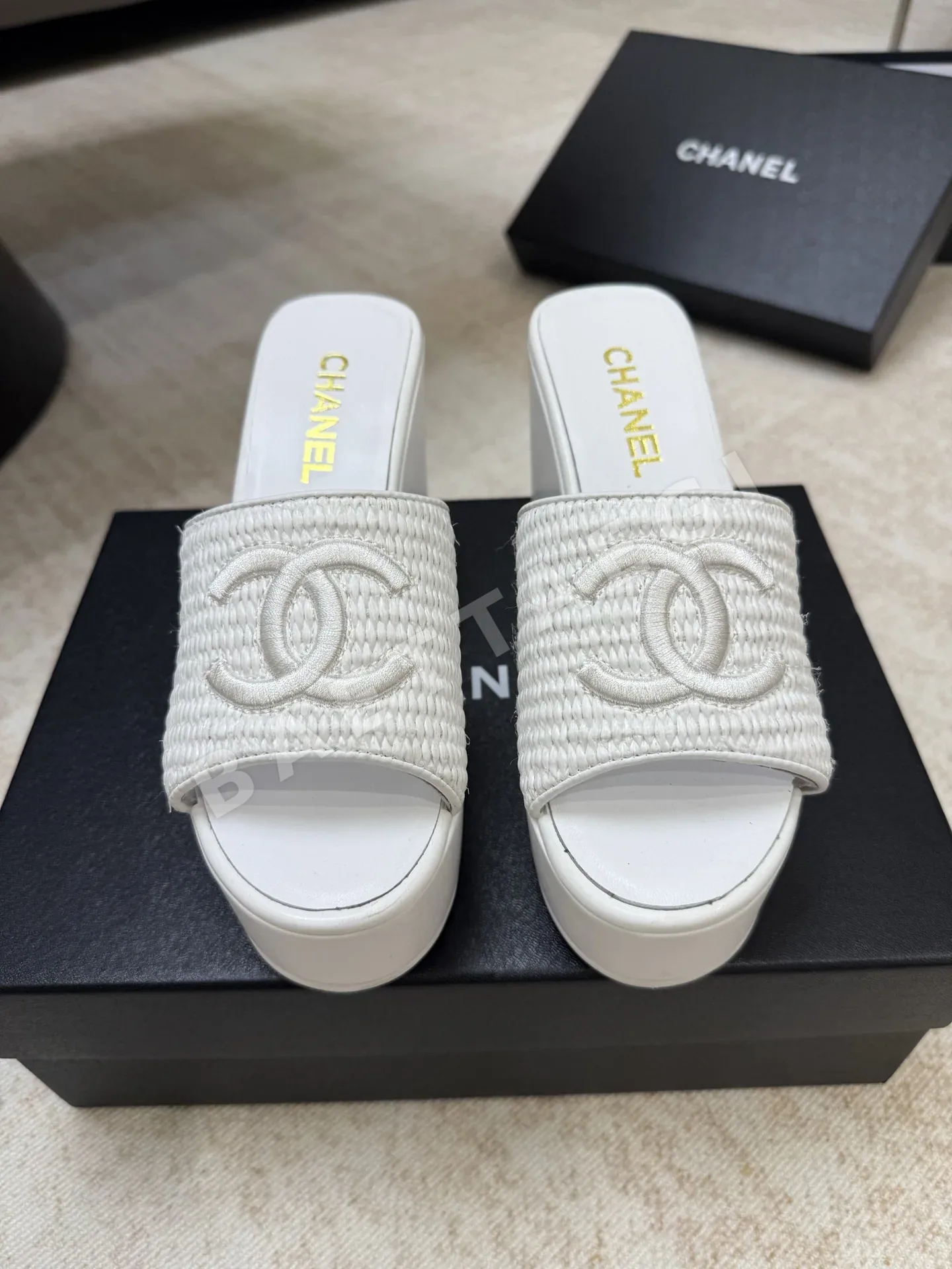 샤넬 나일론 메시 웨지 플랫폼 샌들 42305