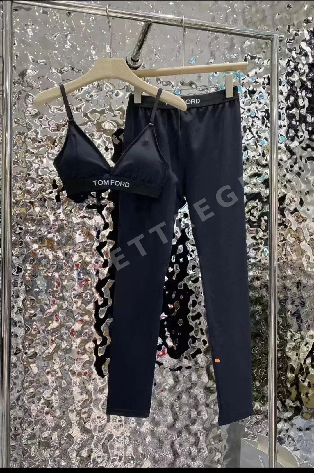 톰포드 여성 그라데이션 요가복 세트 53472