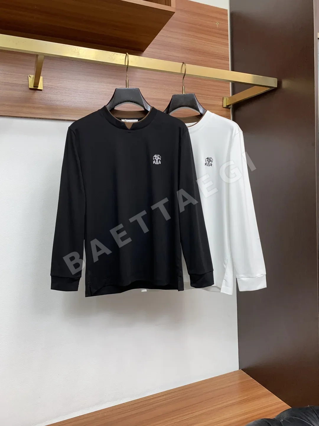브루넬로쿠치넬리 남성 라운드넥 긴팔 티셔츠 상세 이미지 9