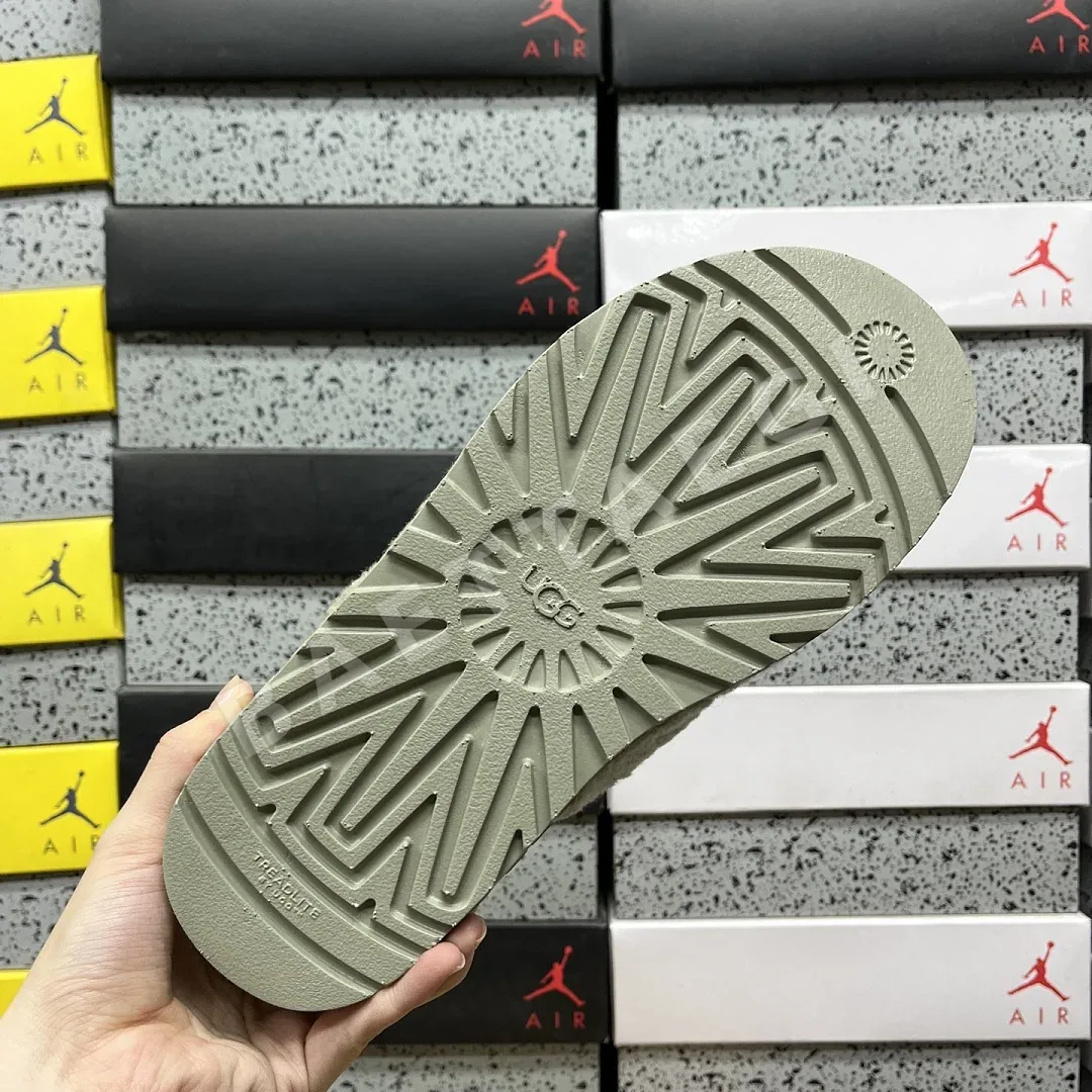 어그 [OT] 그린 209035 UGG 상세 이미지 8