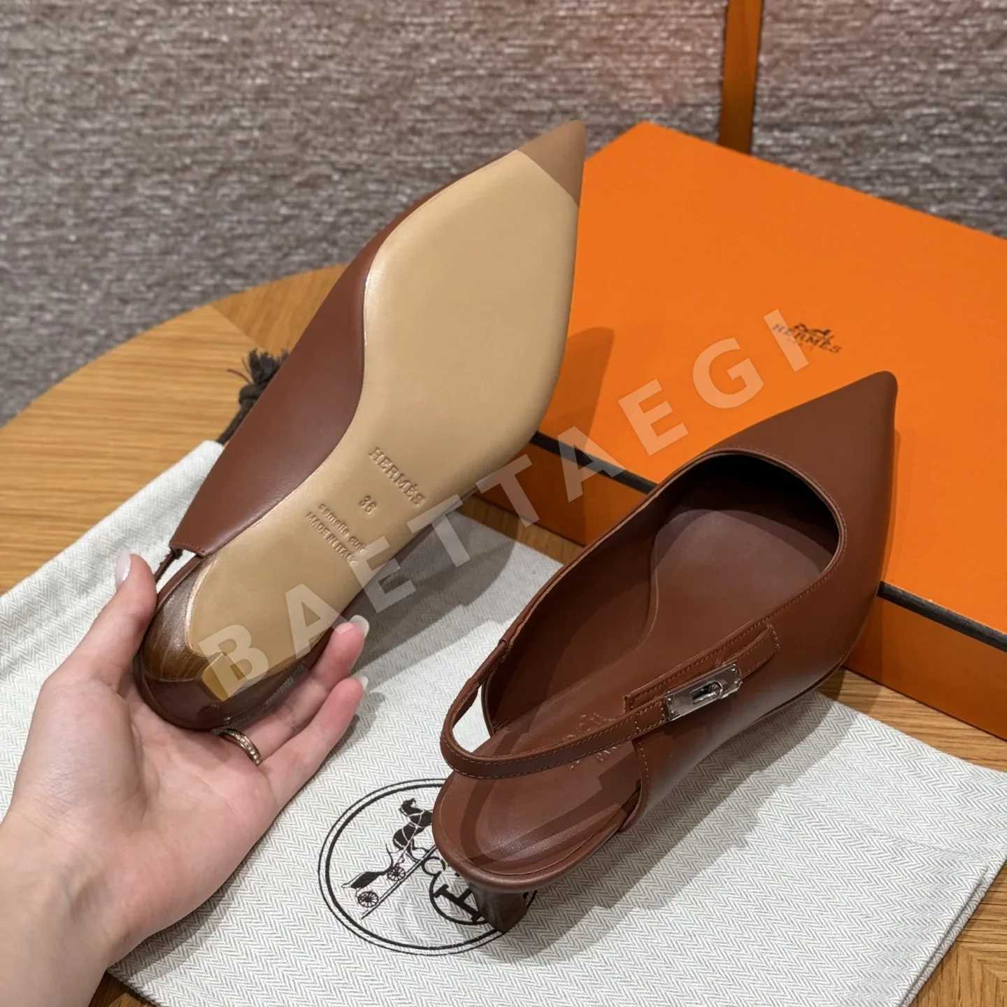 에르메스 러버 슬링백 8424 상세 이미지 6