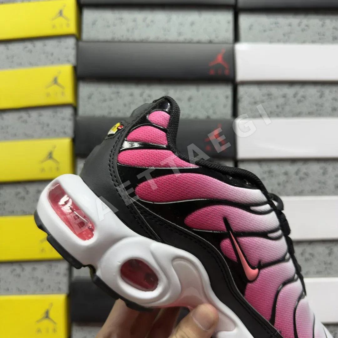 나이키 [BD] 에어 맥스 플러스 DZ3670-002 201867 Nike Air Max Plus Black Hot Punch 상세 이미지 7