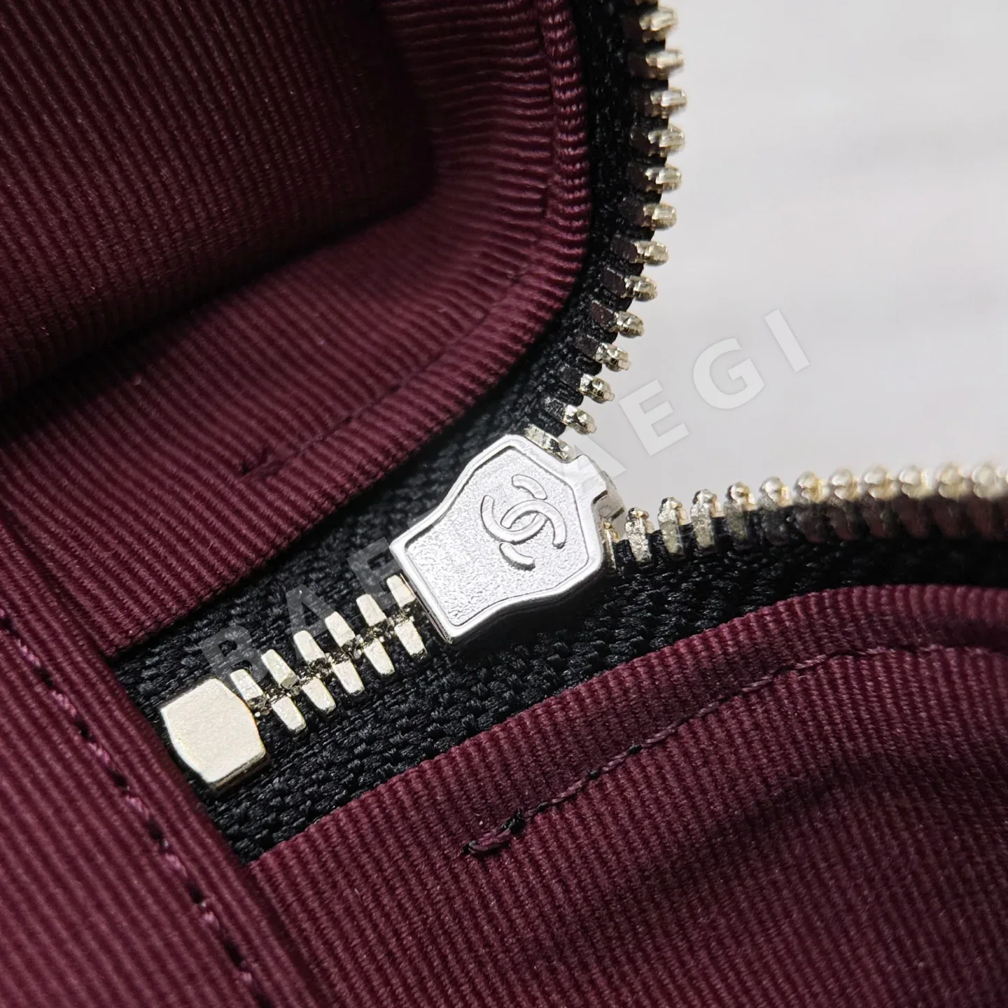 샤넬 25C 블랙 금장 가방 25C 상세 이미지 6
