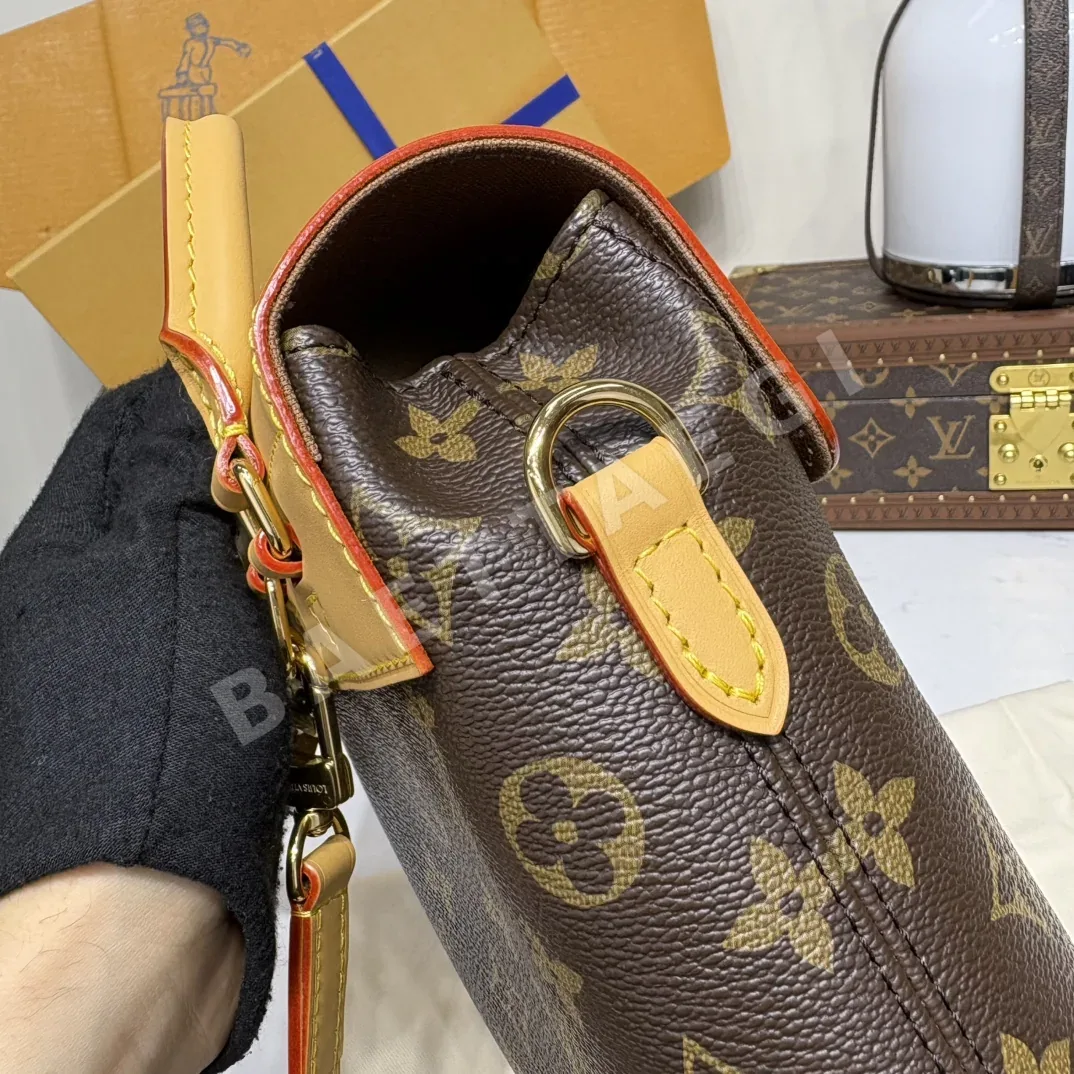루이비통 SOHO 미니 백팩 M14651 상세 이미지 9