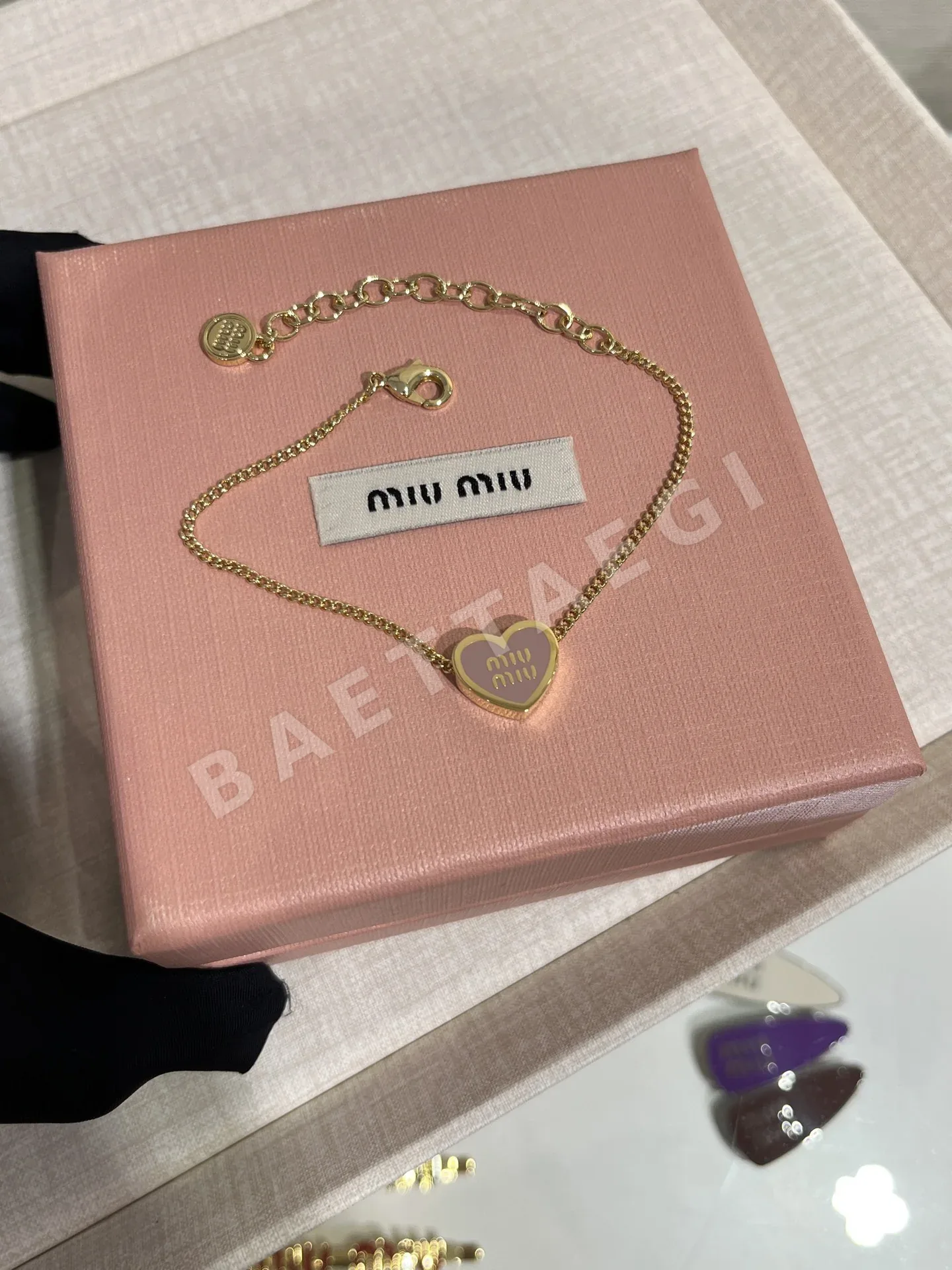 미우미우 하트 버튼 메탈 목걸이 135639