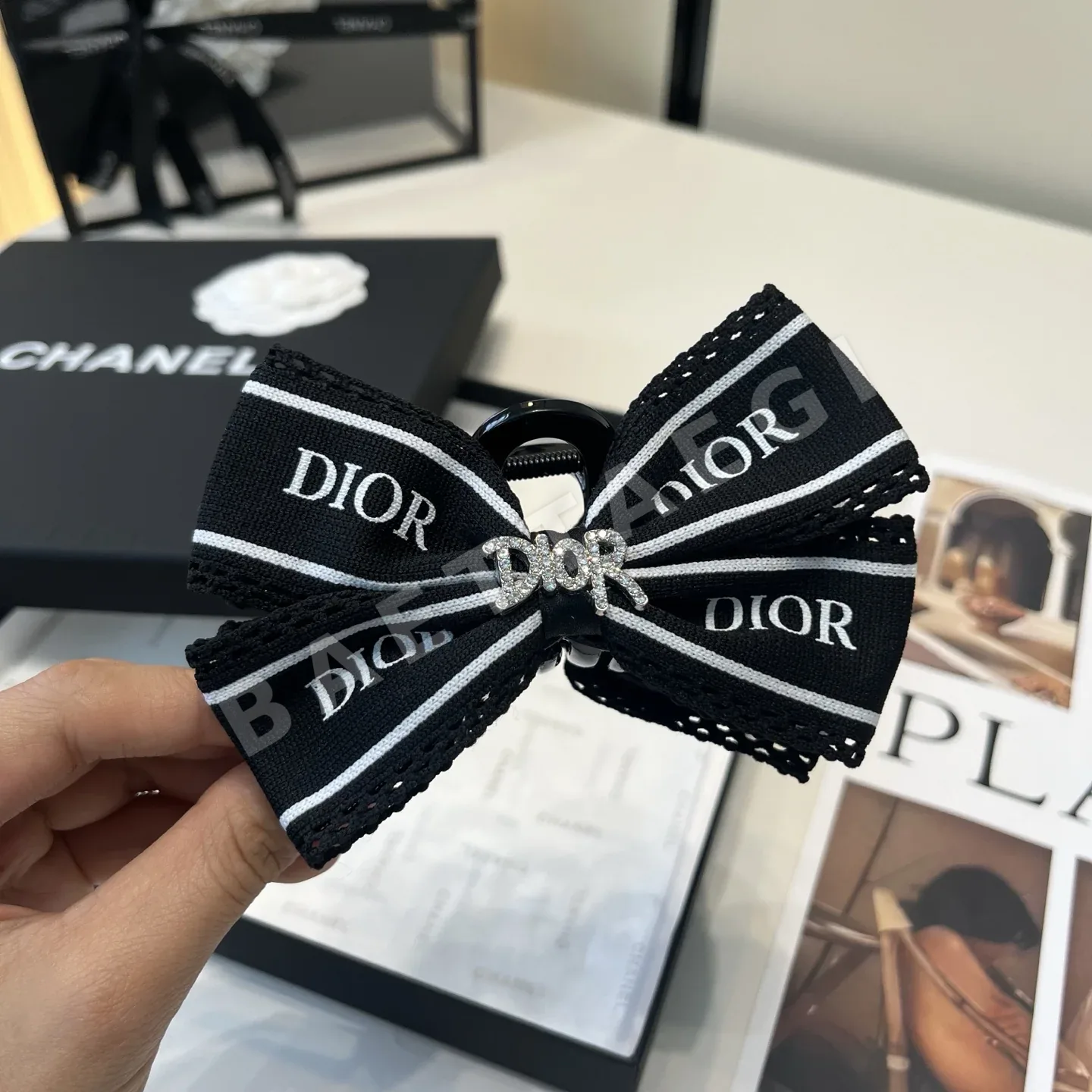 디올 CD 클립 헤어악세사리 상세 이미지 2