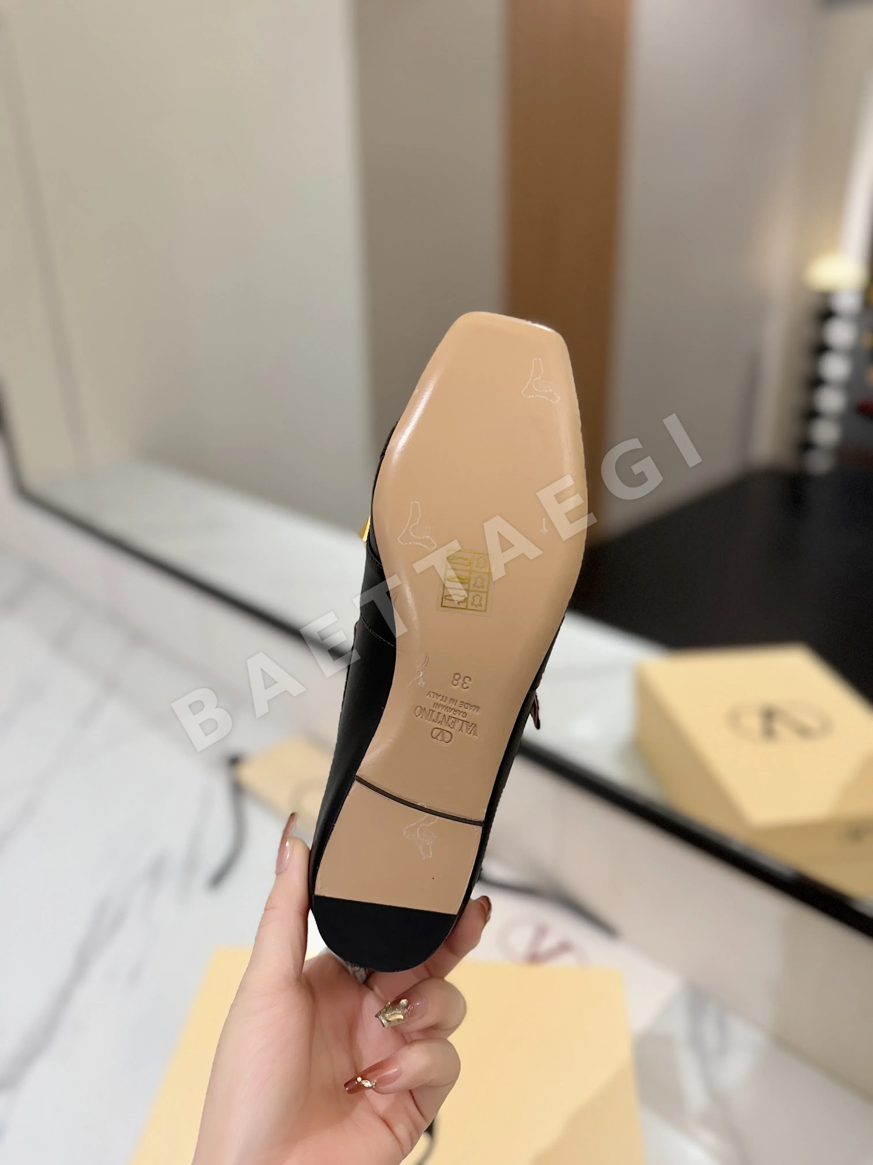 발렌티노 스터드 발레 슈즈 신발 상세 이미지 18