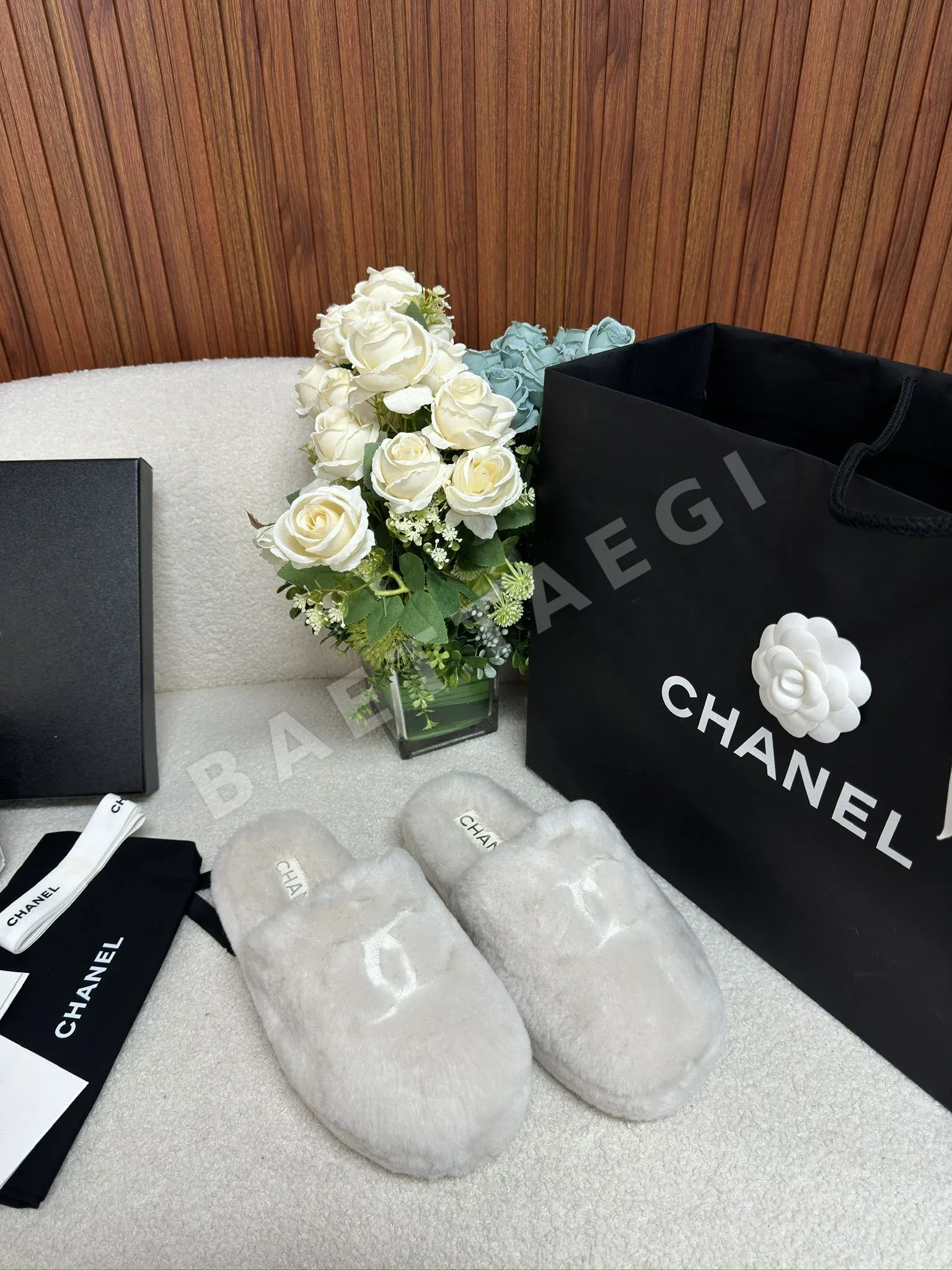 샤넬 24B 울 플랫폼 클로즈드토 슬리퍼 93880