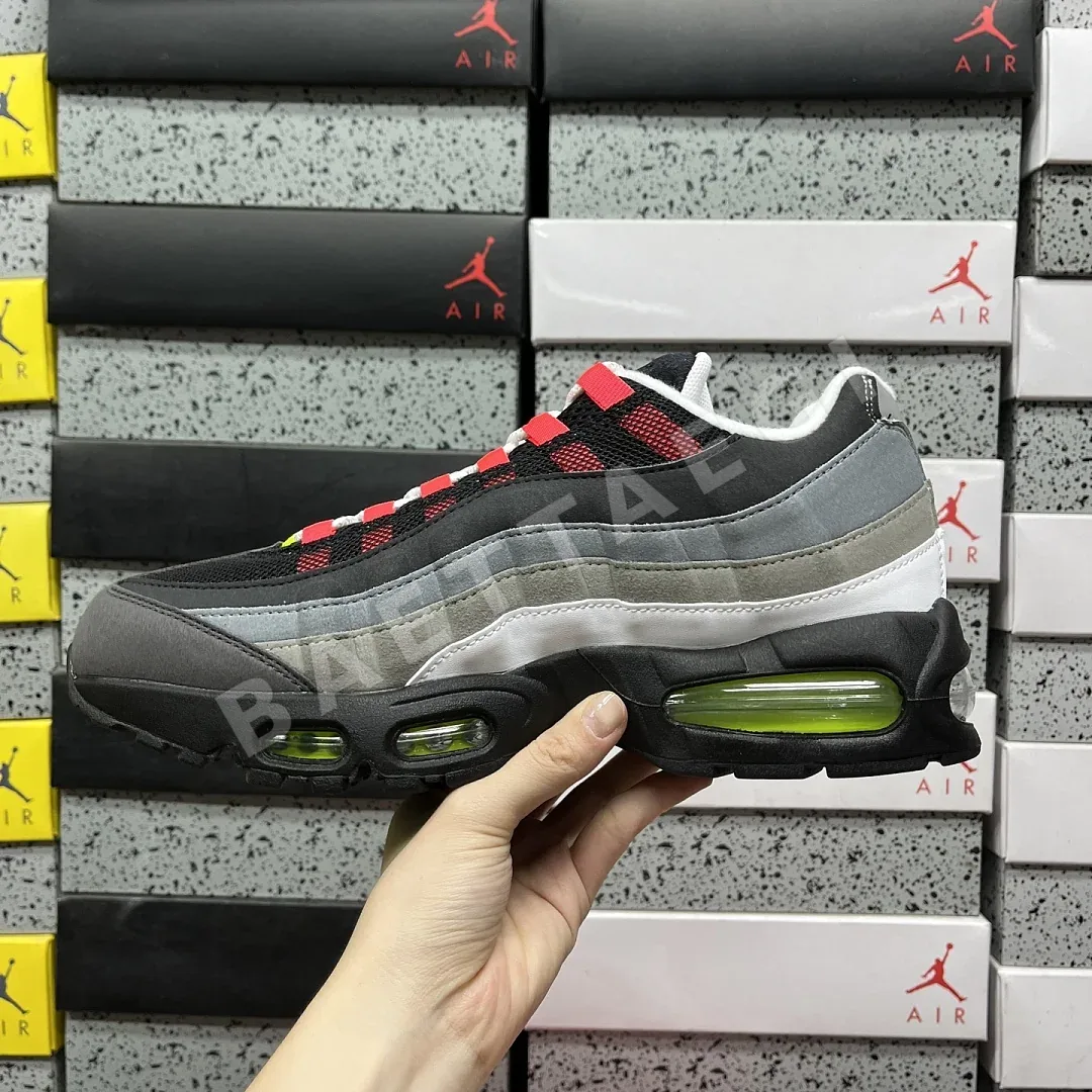 나이키 [GX] 에어 맥스 95 프리미엄 IM2211-001 202027 Nike Air Max 95 Premium Greedy 상세 이미지 9