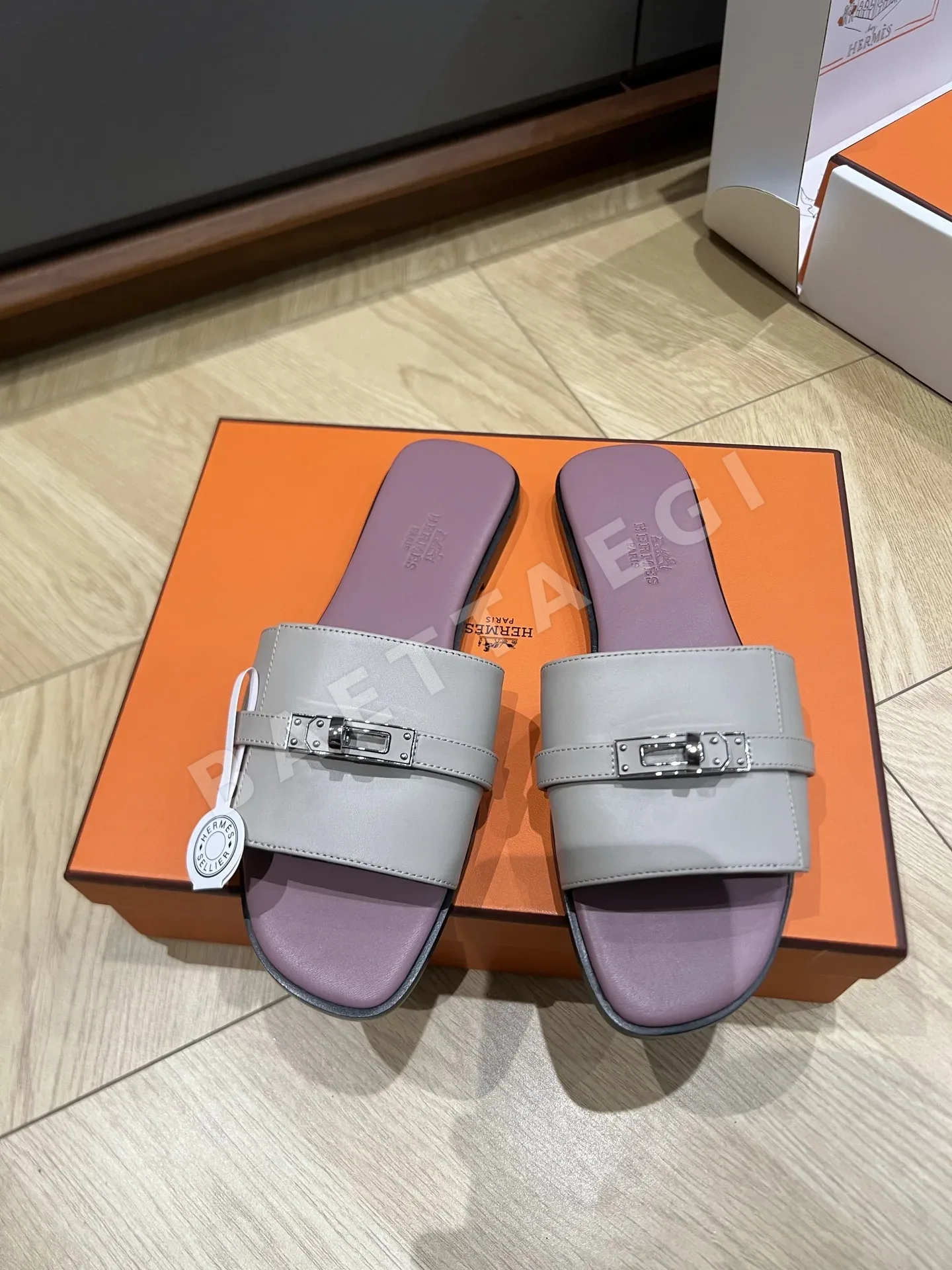 에르메스 줄리아 샌들 상세 이미지 2
