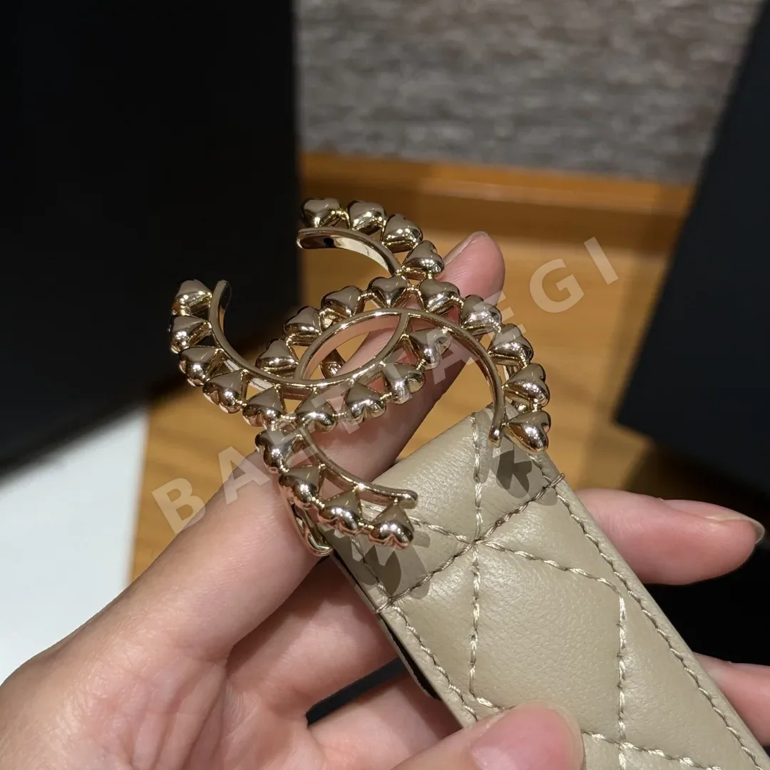 샤넬 다이아몬드 패턴 램스킨 메탈 로고 벨트 상세 이미지 6