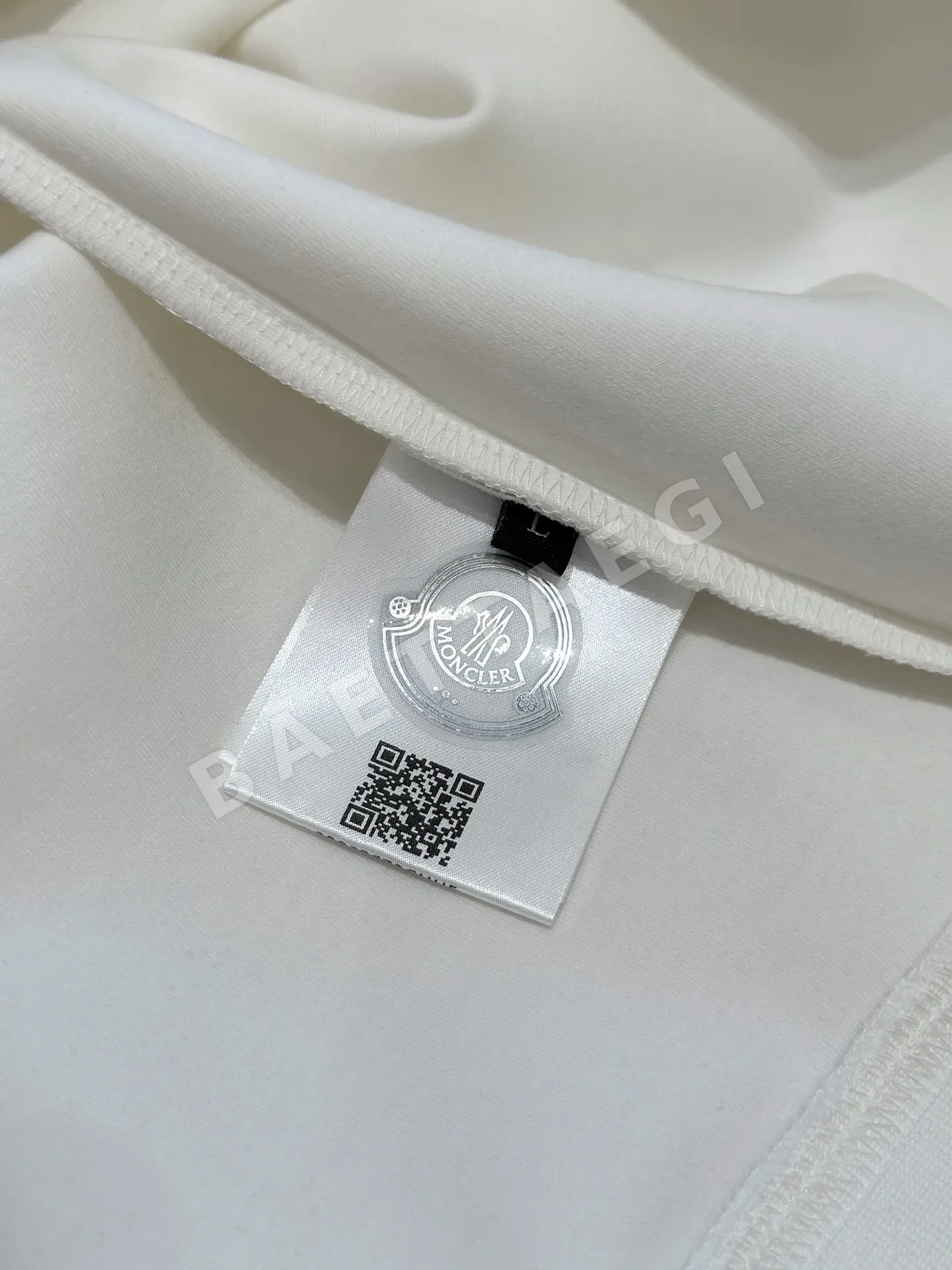 몽클레르 크루넥 긴팔 스웨트셔츠 상세 이미지 8