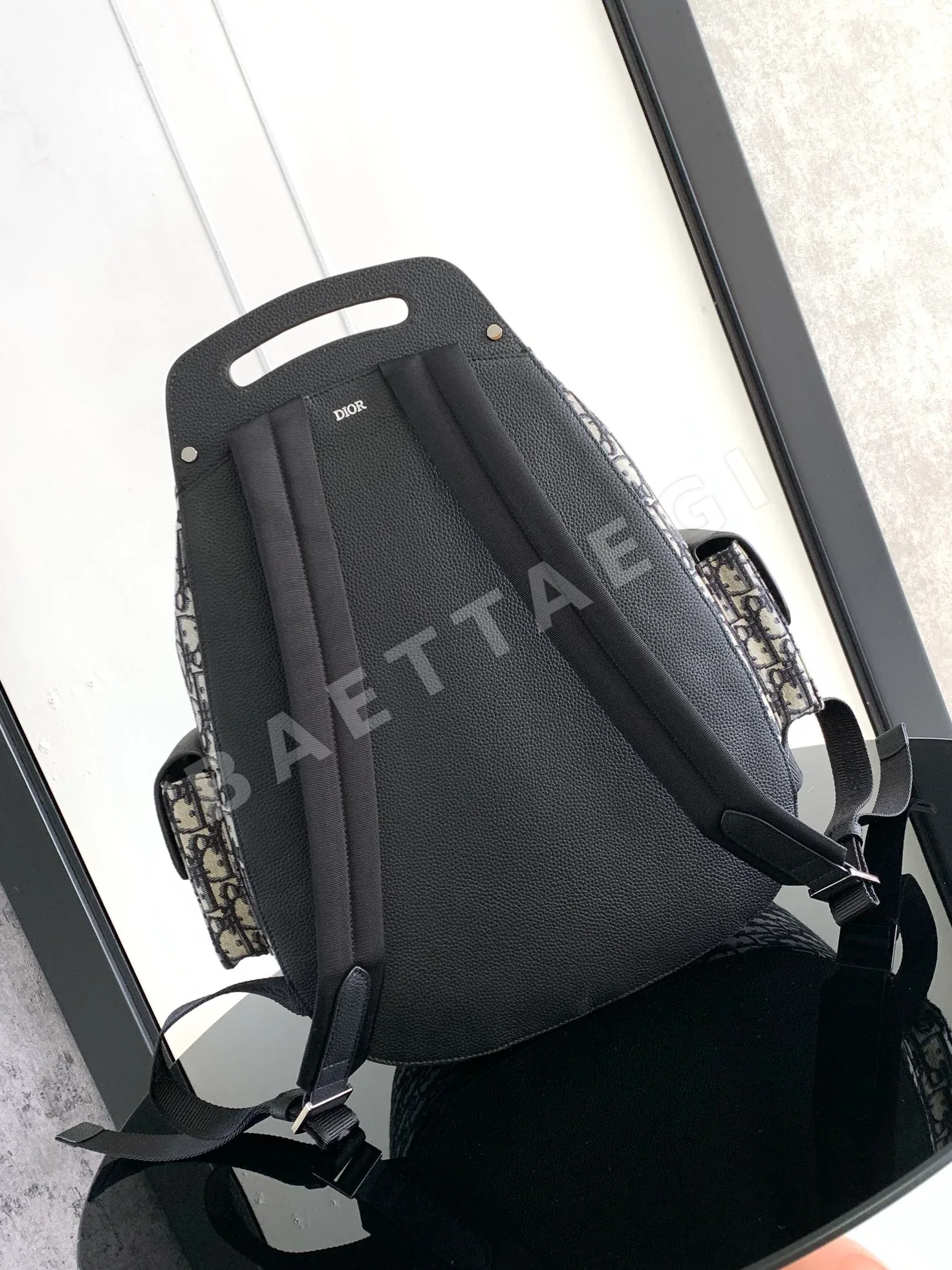 디올 갤러럽 백팩 상세 이미지 3