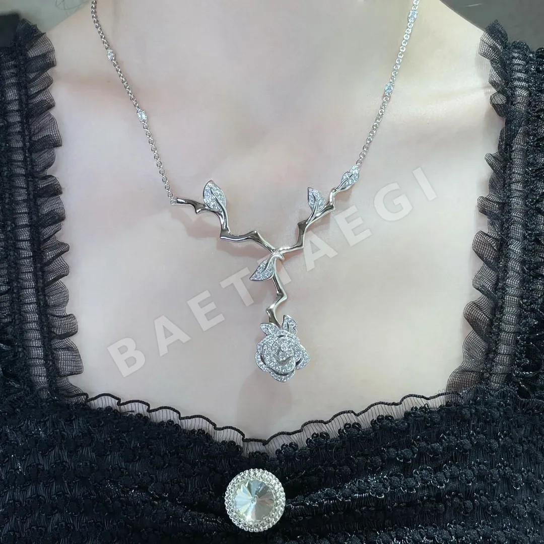 디올 로즈 바가텔 목걸이 134755