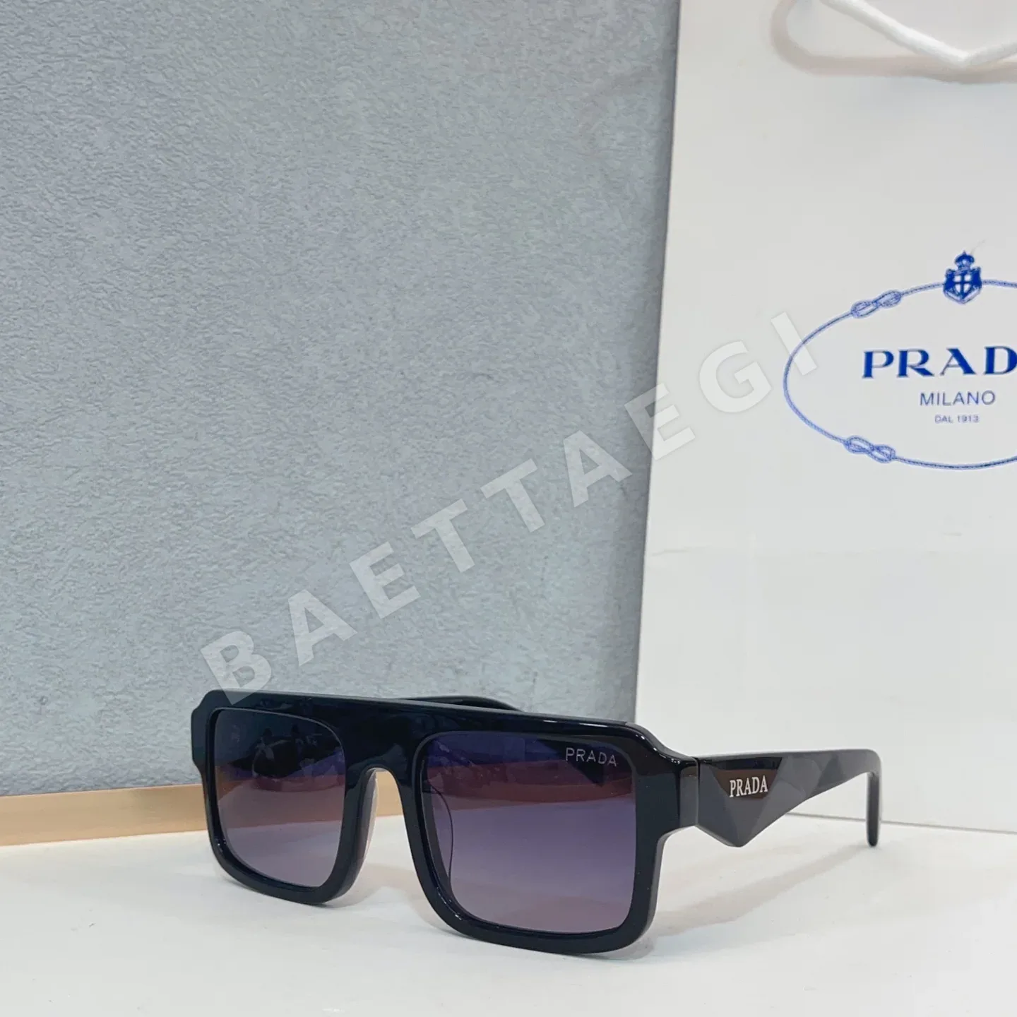프라다 SPRA 05 S 선글라스 56496