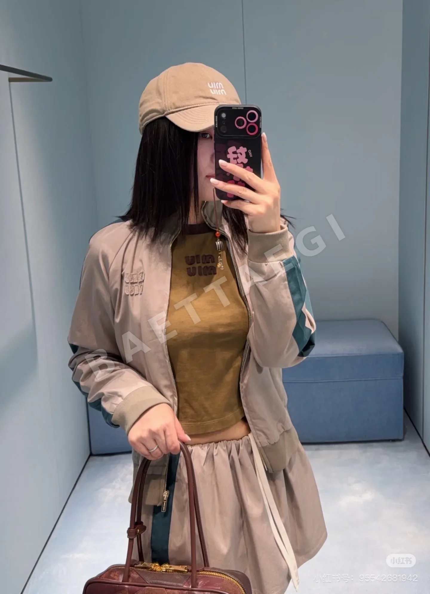 미우미우 카키 로고 레트로 집업 재킷 세트 상세 이미지 5