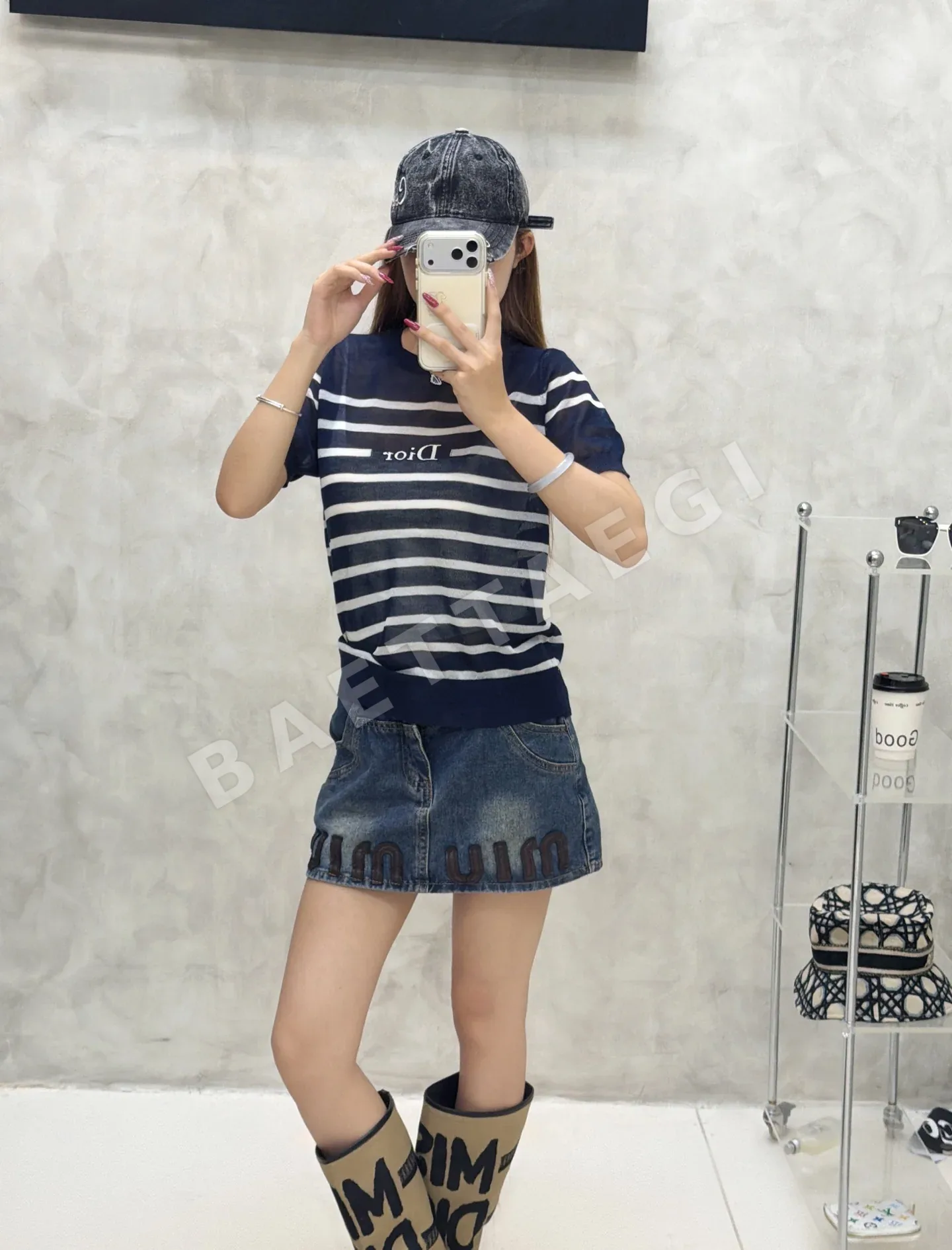 디올 여성 스트라이프 크루넥 반팔 니트 레플리카 45184