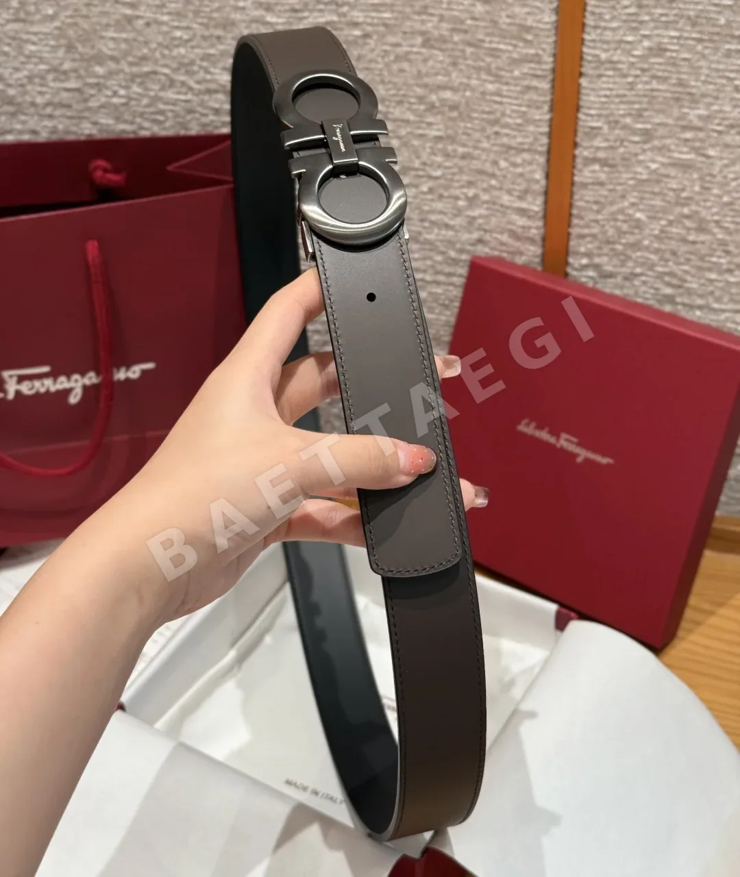 페레가모 간치니 실버 버클 양면 가죽 벨트 상세 이미지 4