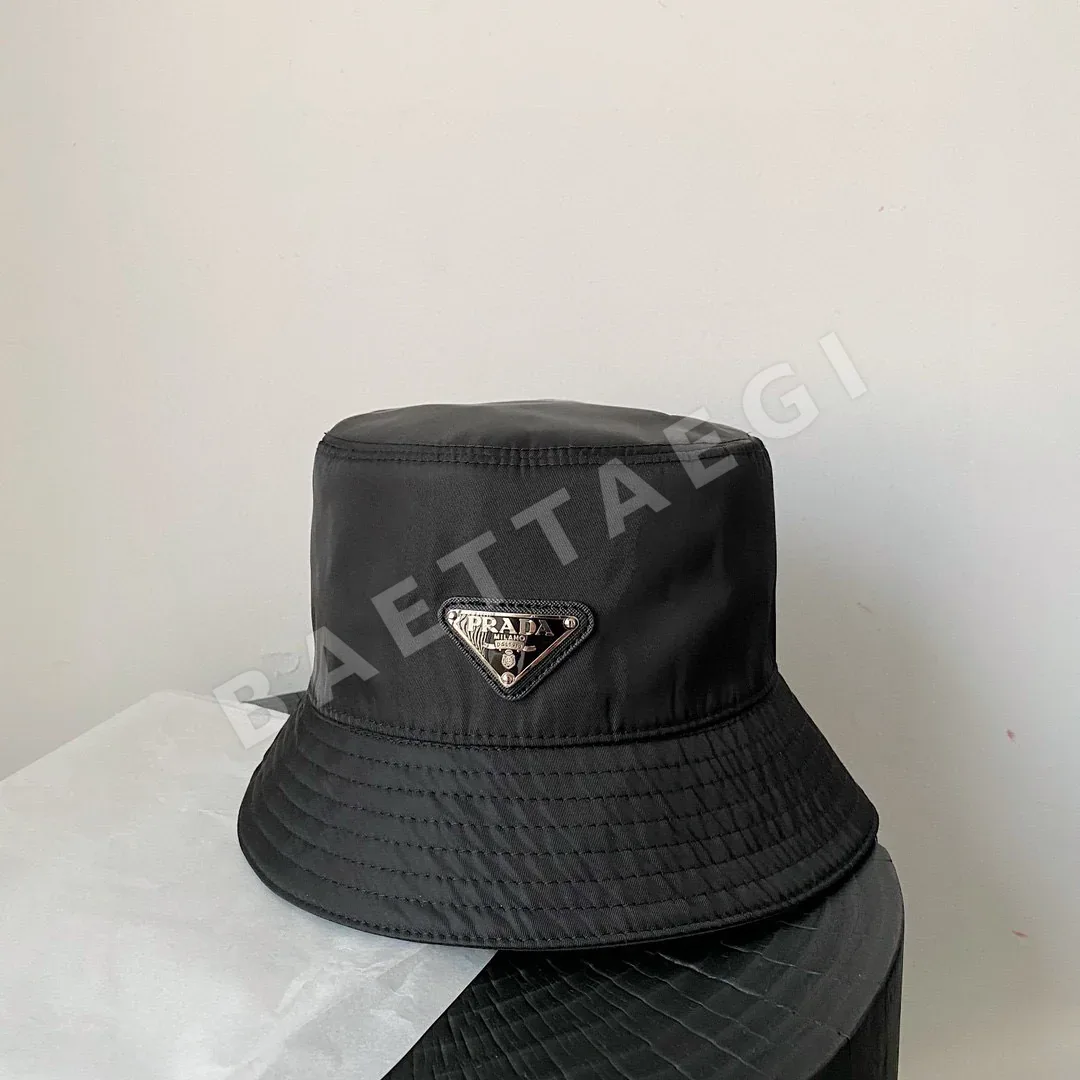 프라다 버킷햇 모자 85103