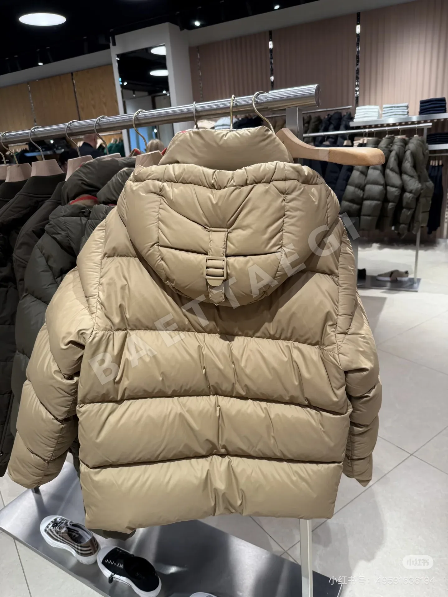 버버리 가죽 라벨 나일론 남성 패딩 상세 이미지 24