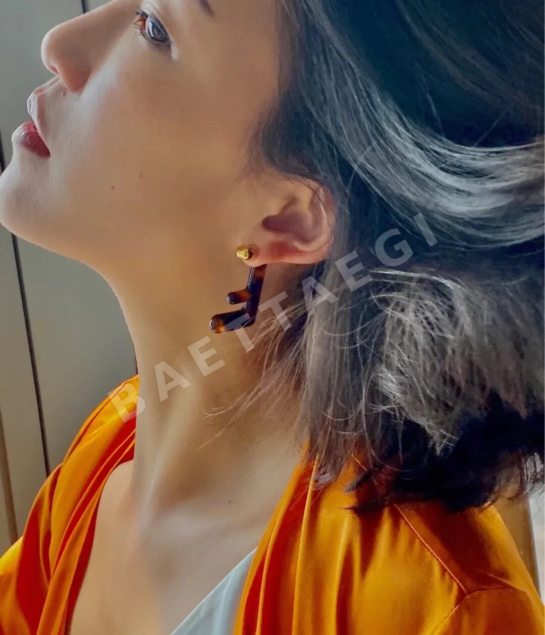 펜디 레터 스터드 귀걸이 상세 이미지 6