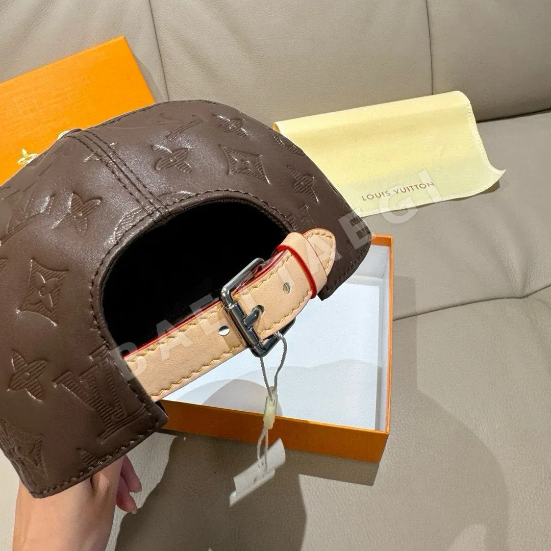 루이비통 소가죽 프린트 패턴 모자 상세 이미지 6