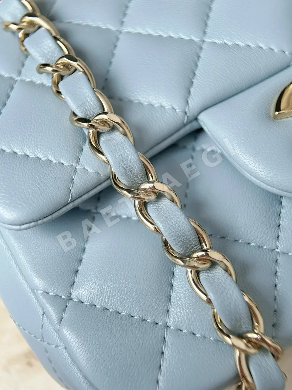 샤넬 라이트 블루 연금장 가방 상세 이미지 6