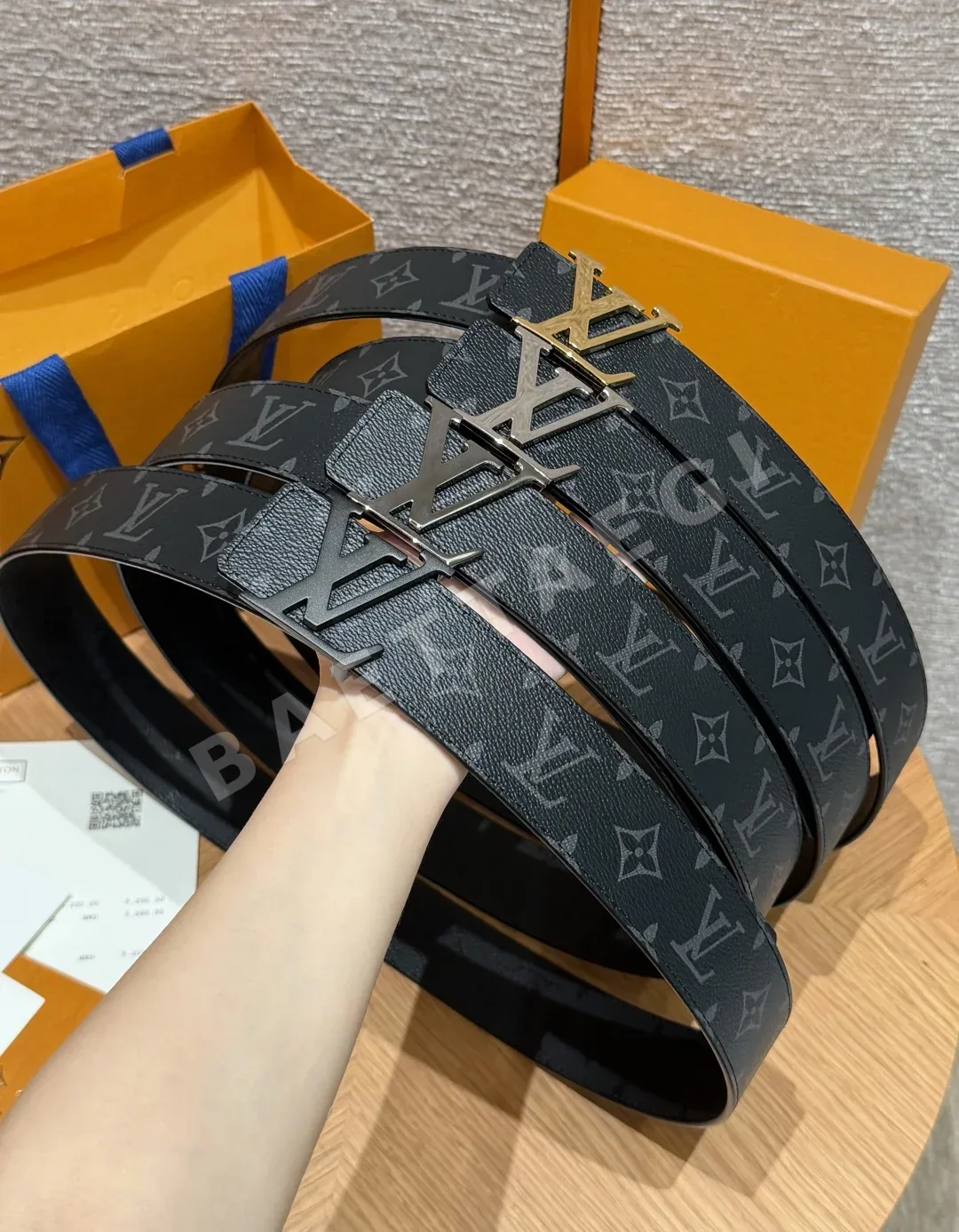 루이비통 이니셜 모노그램 미드나이트 40mm 리버시블 벨트 상세 이미지 3