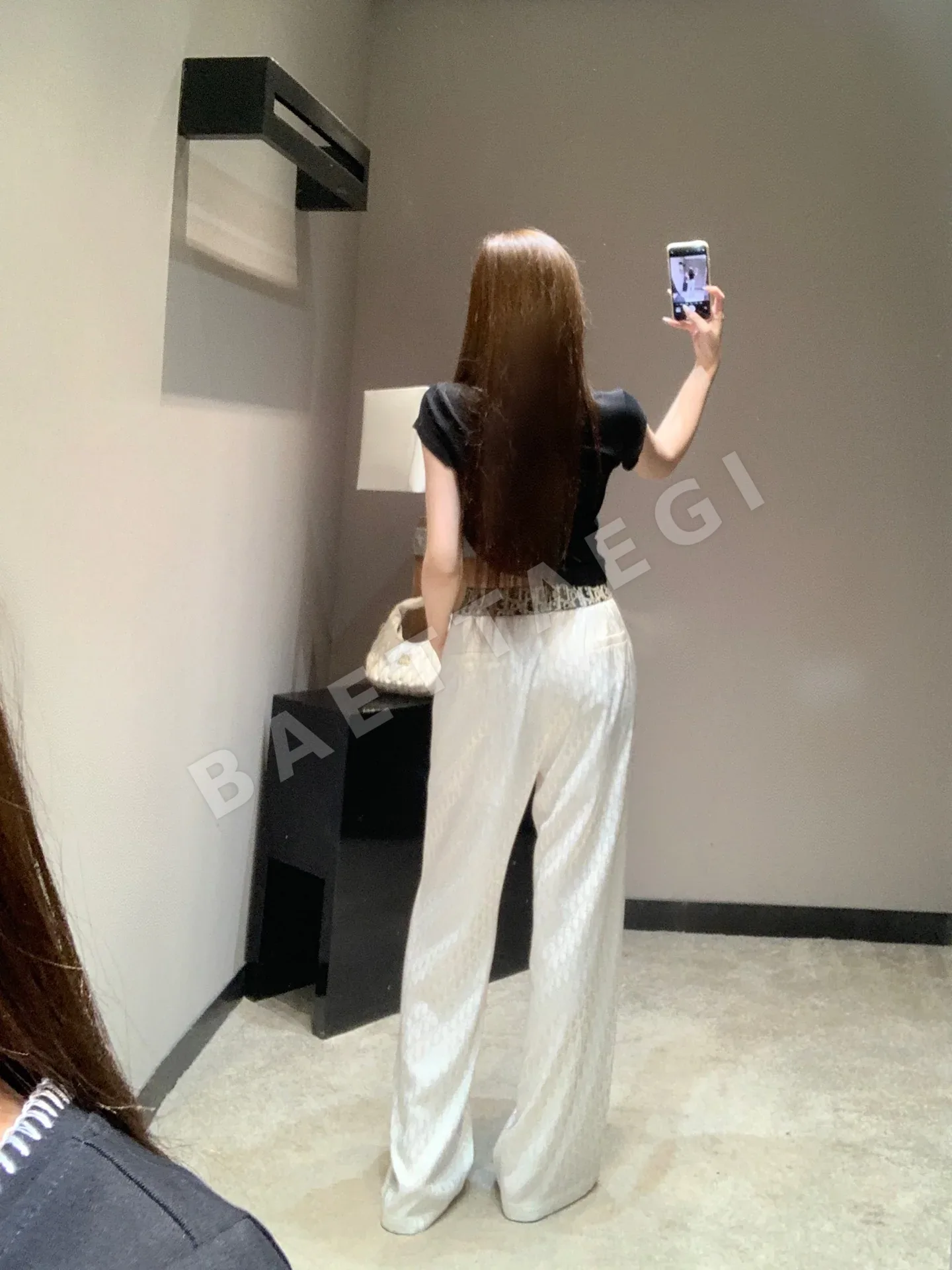 디올 오블리크 모노그램 와이드 레그 여성 바지 상세 이미지 7