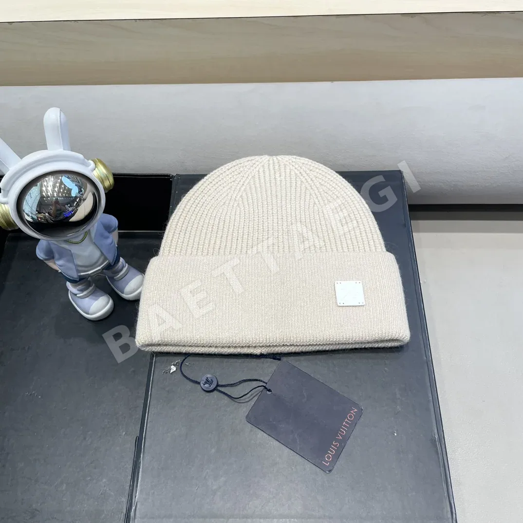 루이비통 울 자수 비니 모자 186094