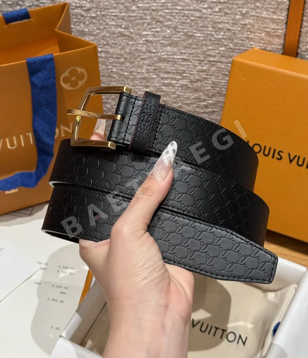 루이비통 35mm 핀 버클 가죽 벨트 상세 이미지 3