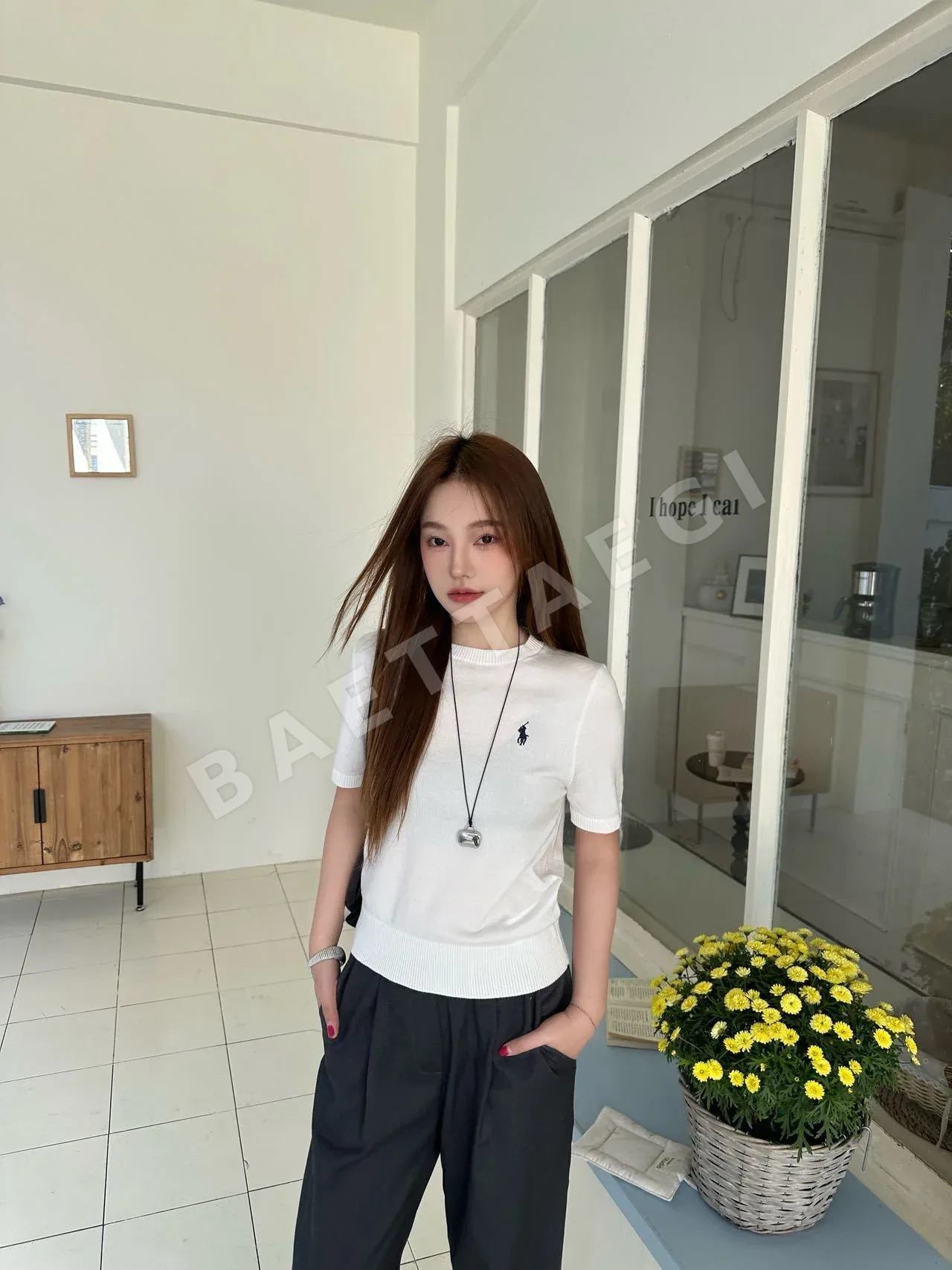 폴로 여성 니트 반팔 티셔츠 상세 이미지 15