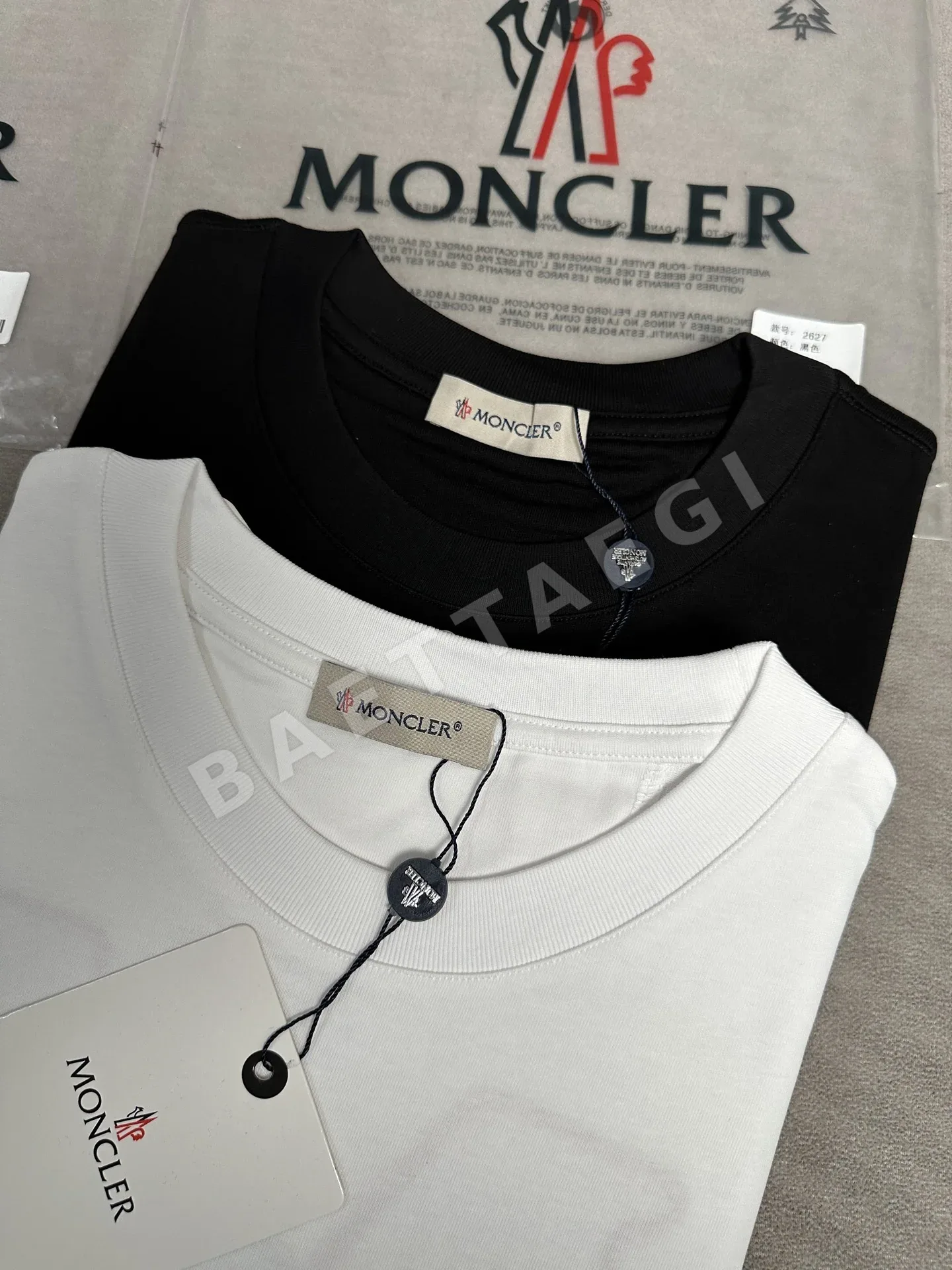 몽클레르 남성 코튼 반팔 티셔츠 상세 이미지 5