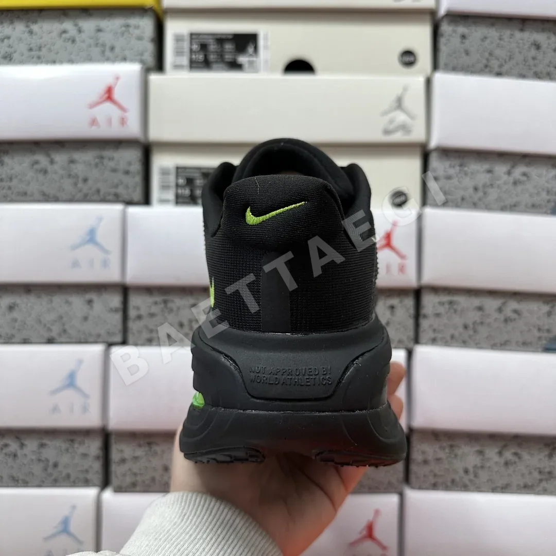나이키 [5A] 보메로 프리미엄 블랙 옐로우 HQ2050-212 201615 Nike Vomero Premium 상세 이미지 7