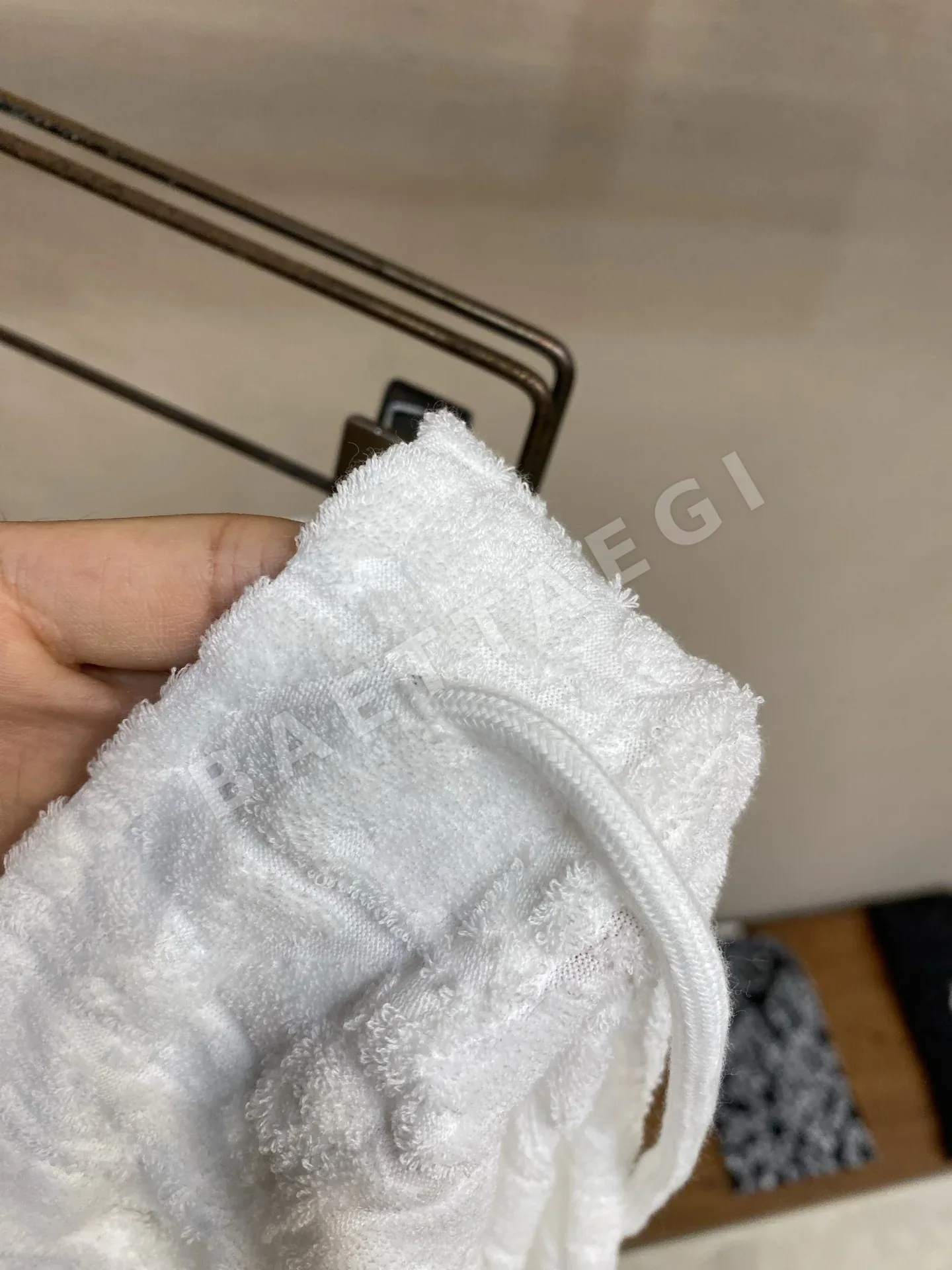 디올 코튼 테리 오블리크 프린트 남성 반바지 상세 이미지 5