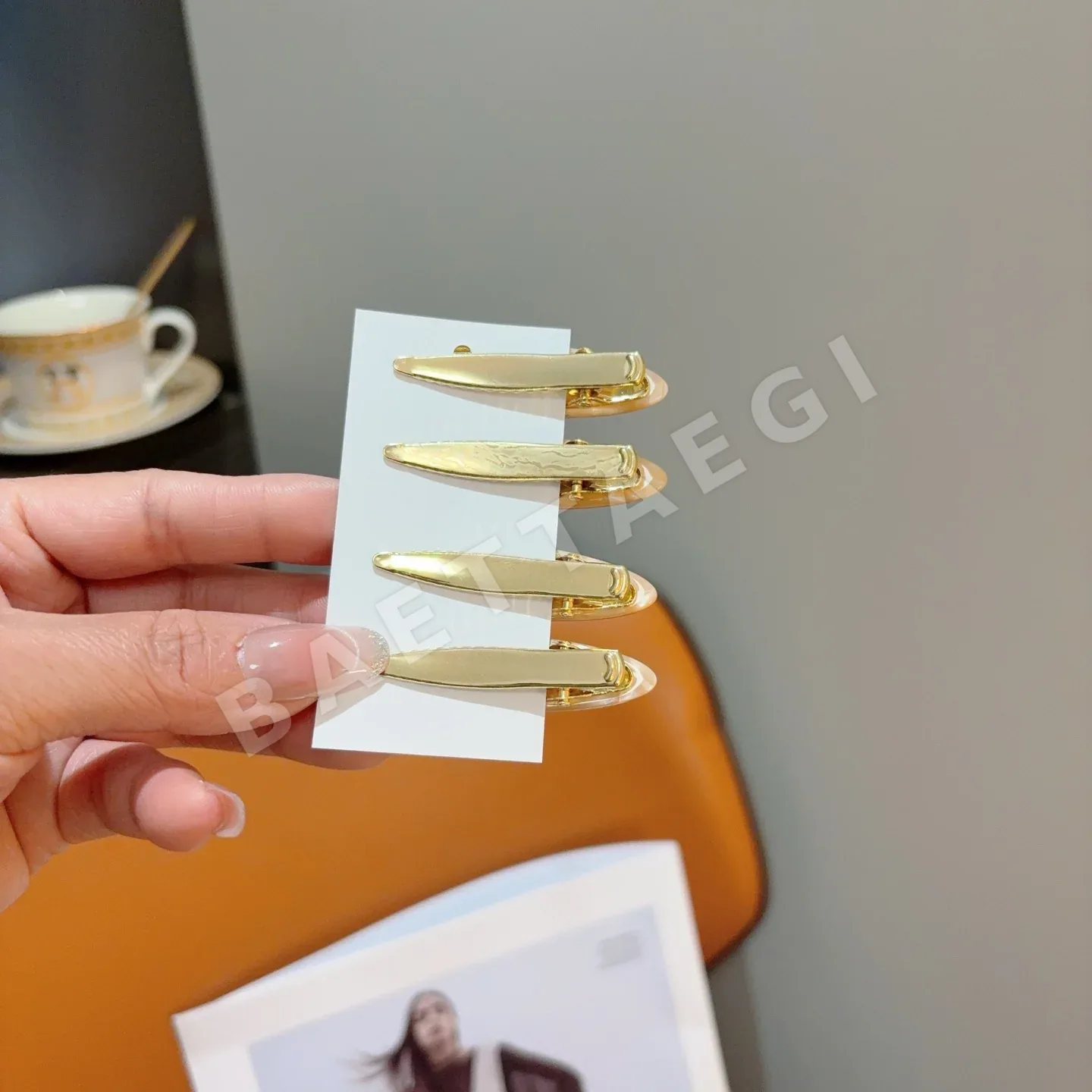 샤넬 메탈릭 로고 헤어악세사리 세트 상세 이미지 6