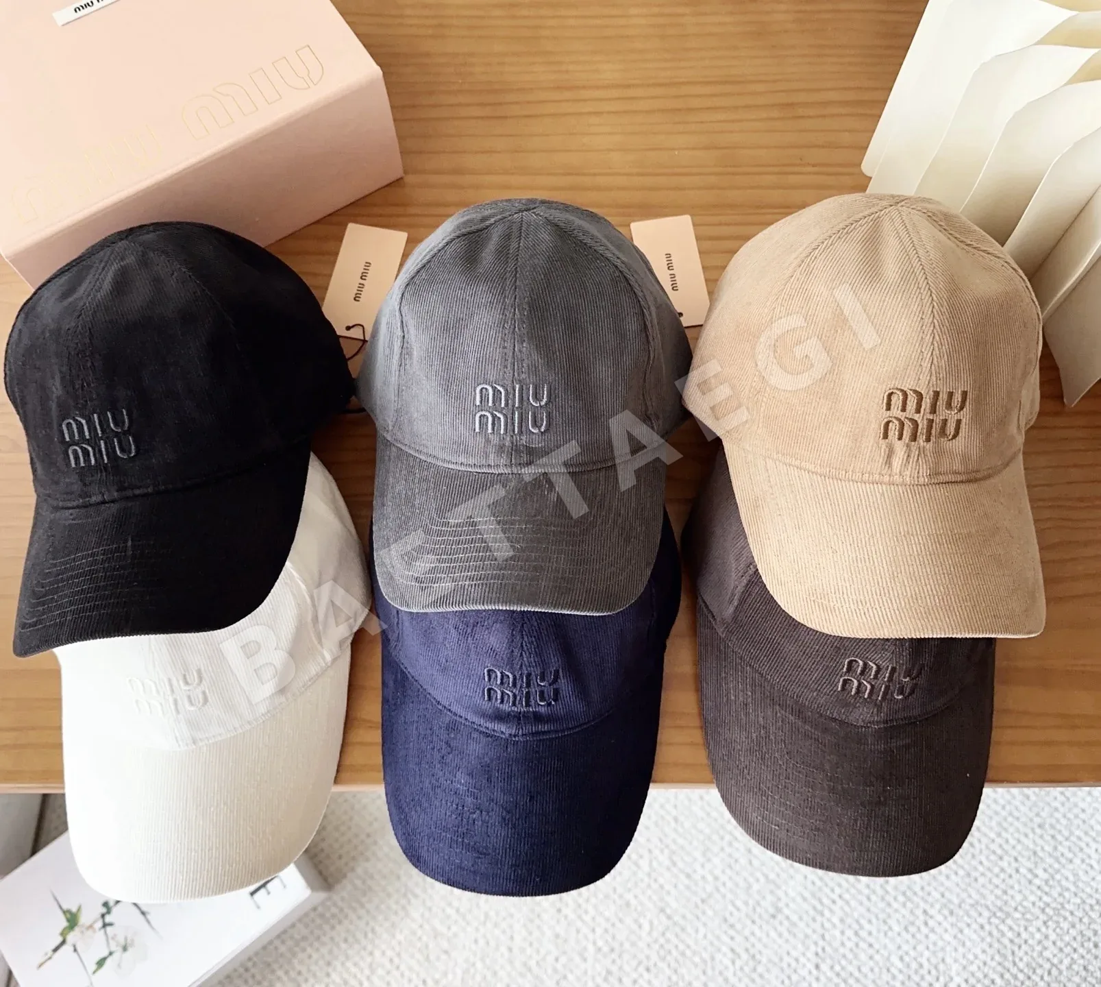 미우미우 모자 81372 Miu Miu Cap 상세 이미지 9