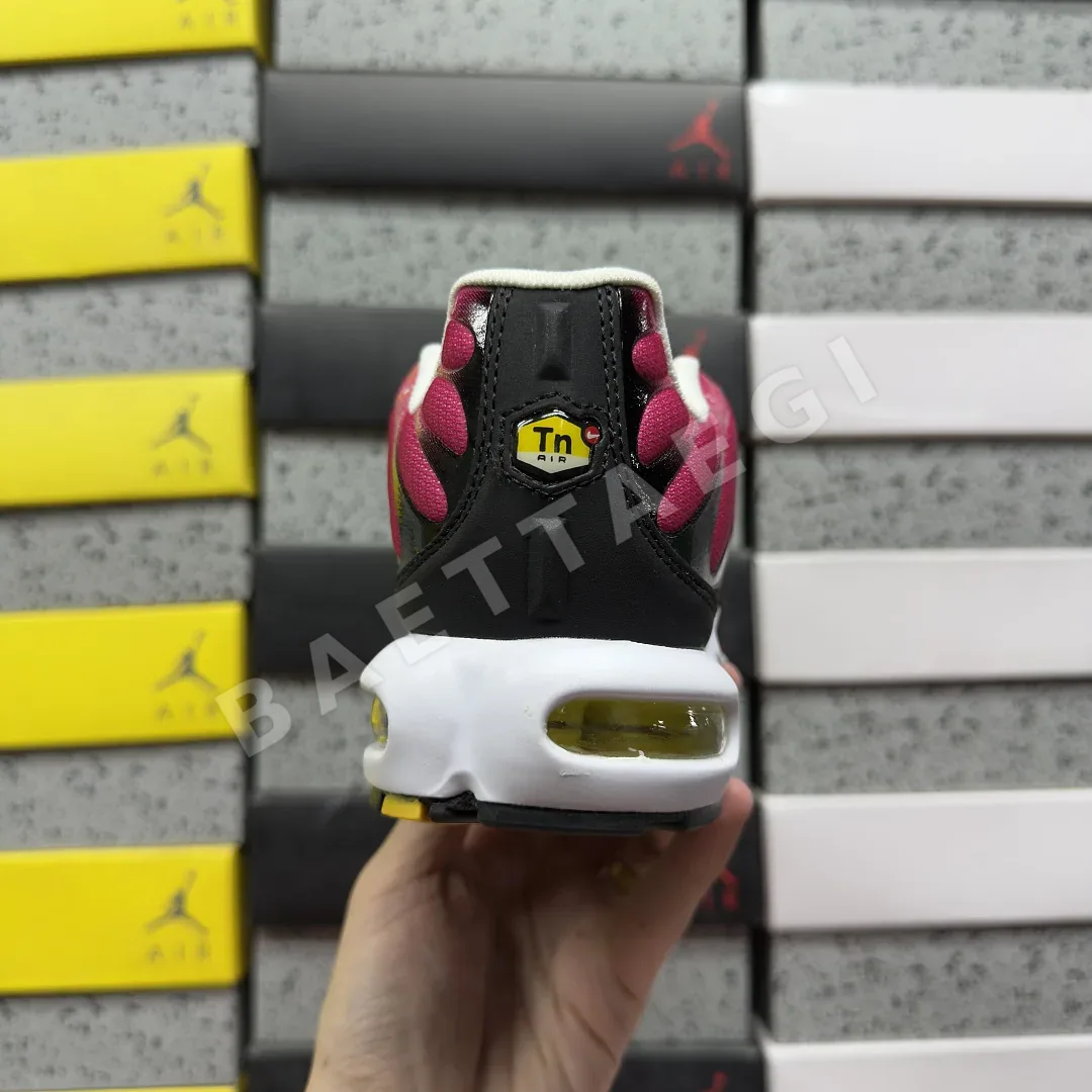 나이키 [BD] 에어 맥스 플러스 DZ3670-116 201851 Nike Air Max Plus 상세 이미지 6