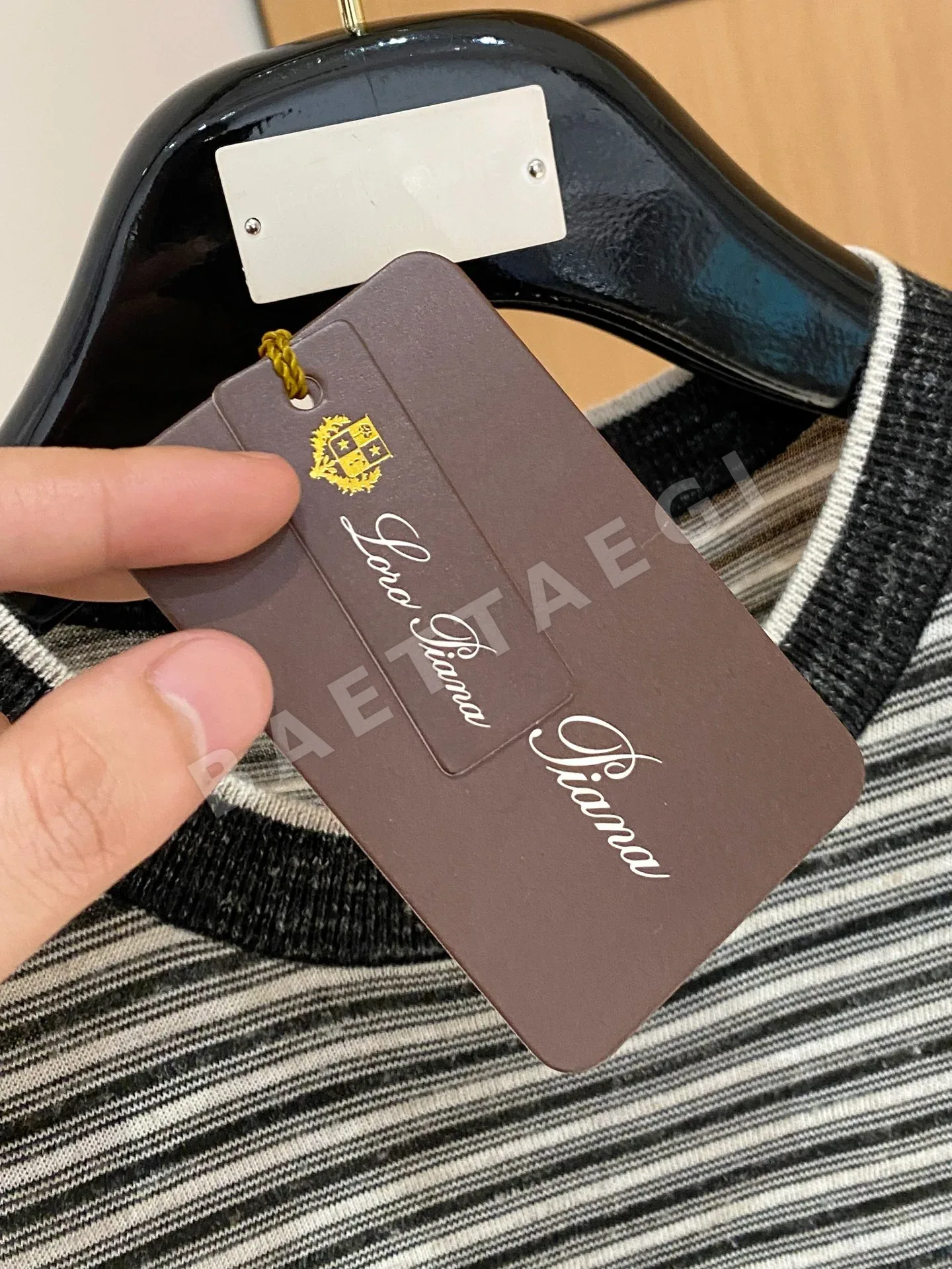 로로피아나 린넨 혼방 남성 반팔 티셔츠 상세 이미지 5