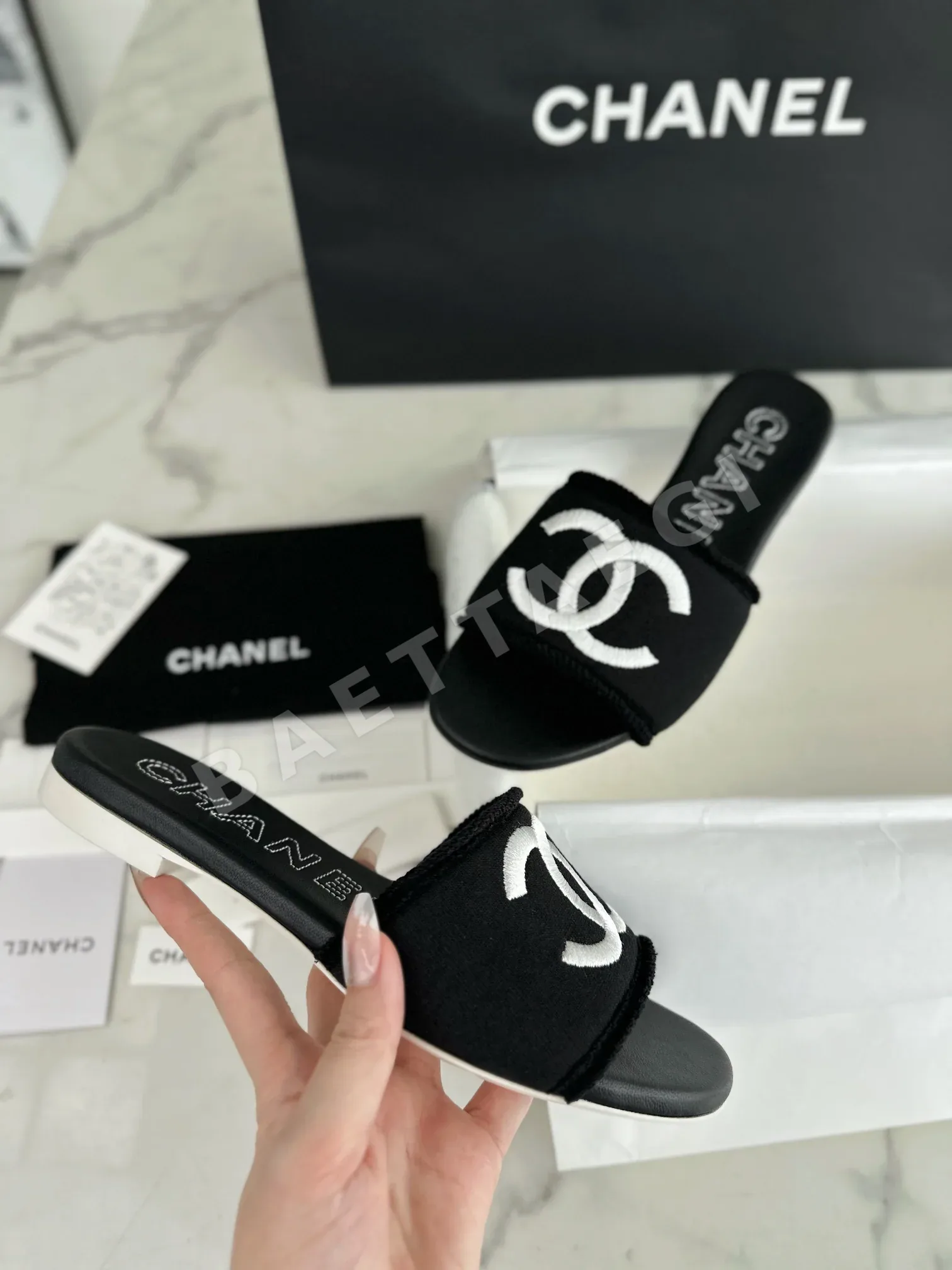 샤넬 24C 블랙 더블 C 자수 슬리퍼 3362 상세 이미지 4