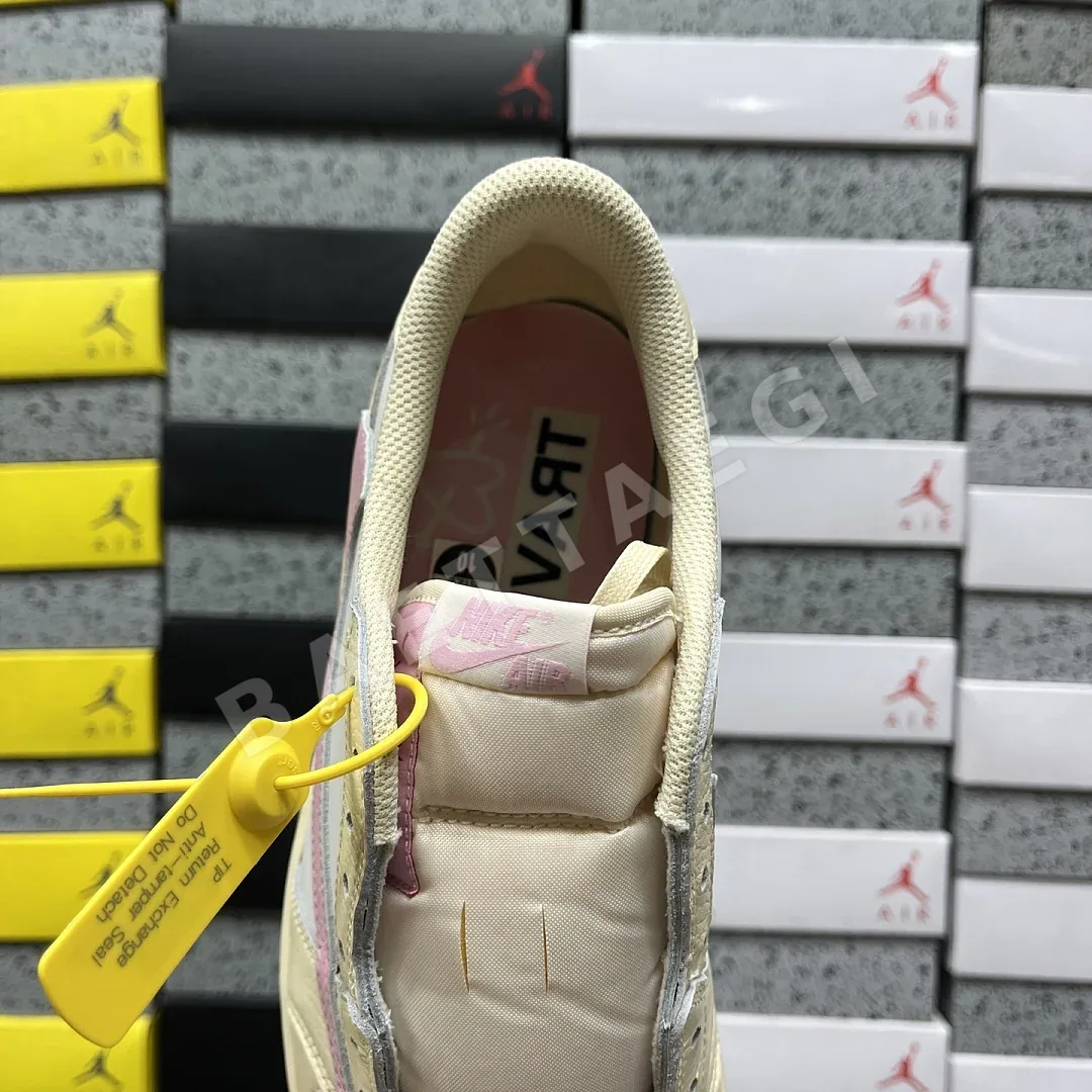 나이키 [GX] IQ7604-100 201677 Nike Travis Scott Shy Pink 1 상세 이미지 7