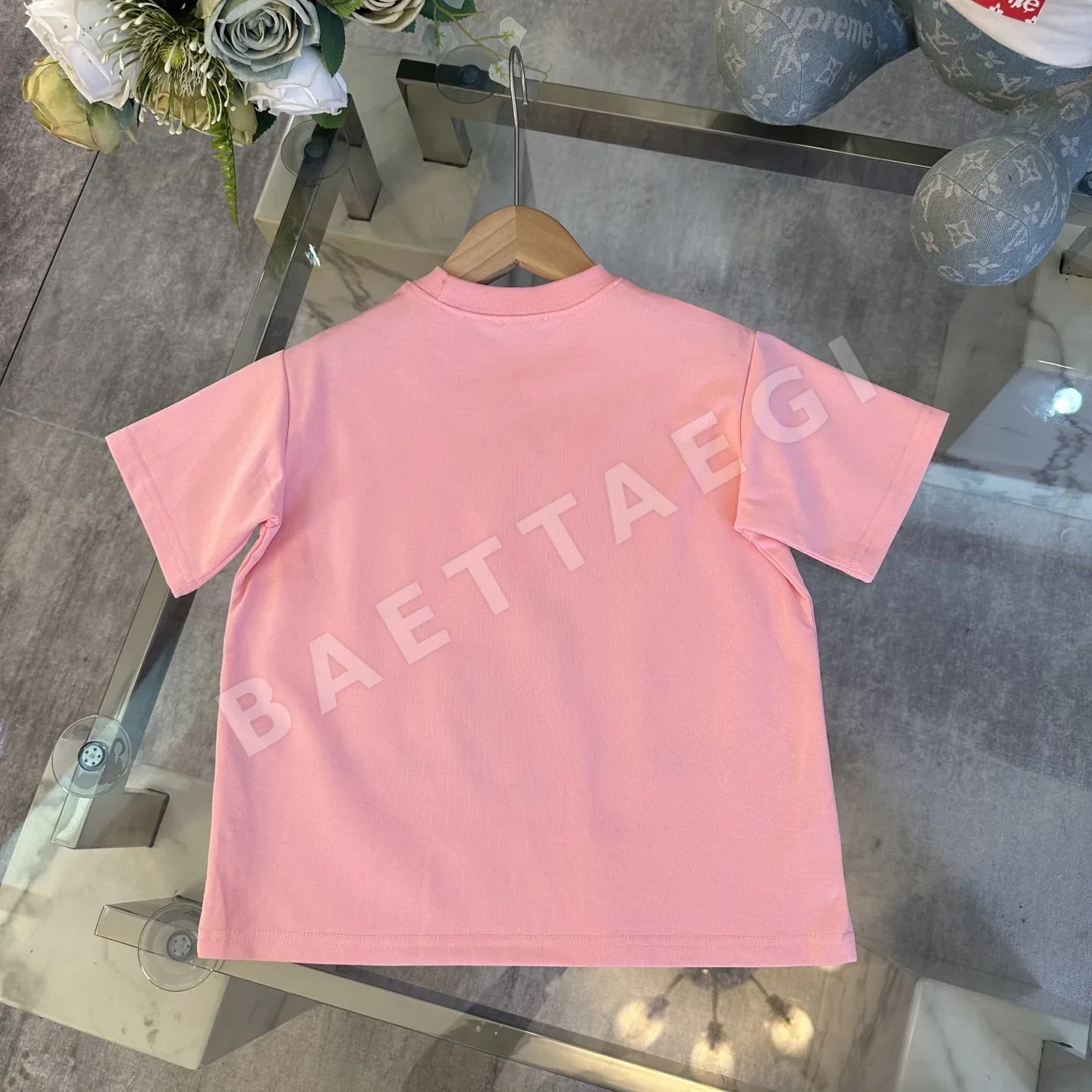 구찌 GUCCI* *Qi 2026 早春子供服 新作 半袖 新年プリント 発泡Tシャツ、オリジナル品質、230g ヘビーウェ 상세 이미지 9